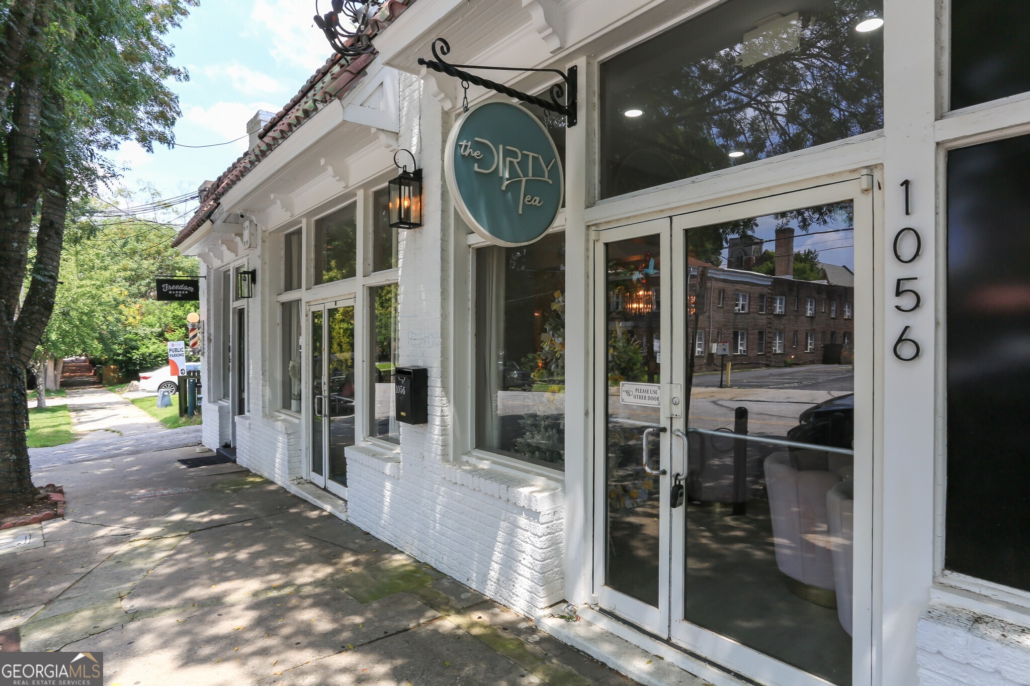 980 Saint Charles Avenue NE # 4