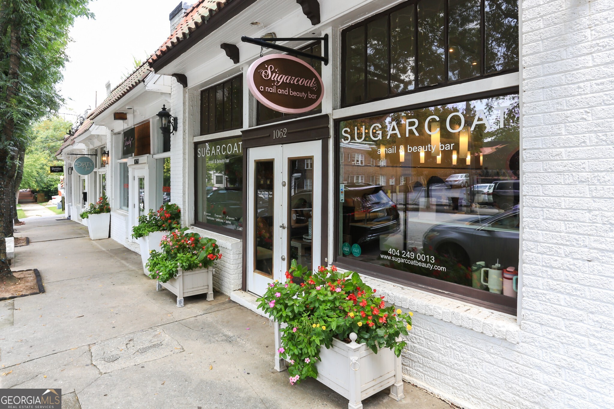 980 Saint Charles Avenue NE # 4