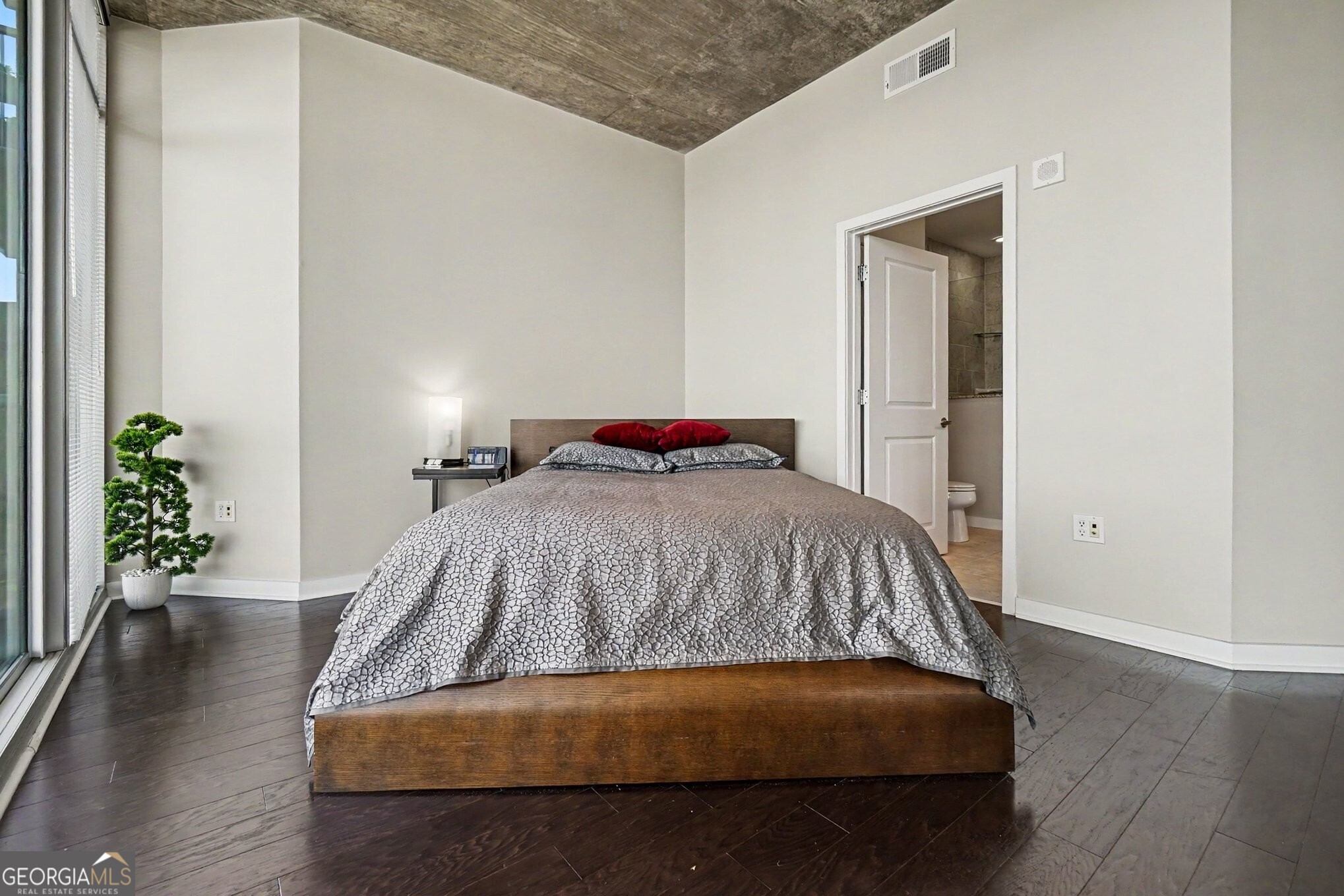 855 Peachtree Street NE # 3206