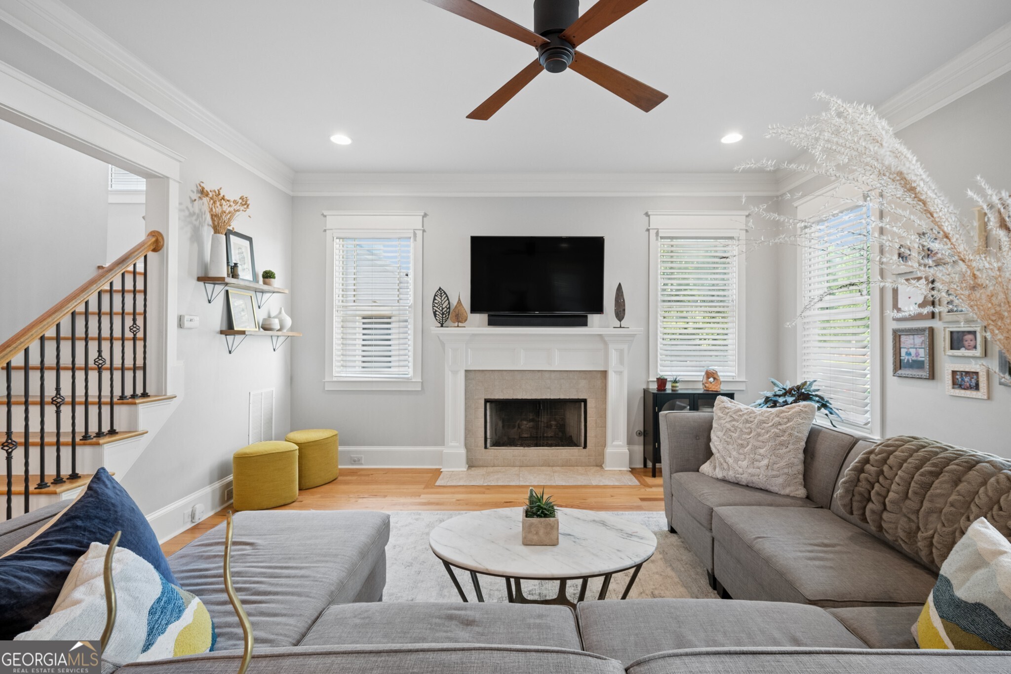 98 2nd Avenue SE
