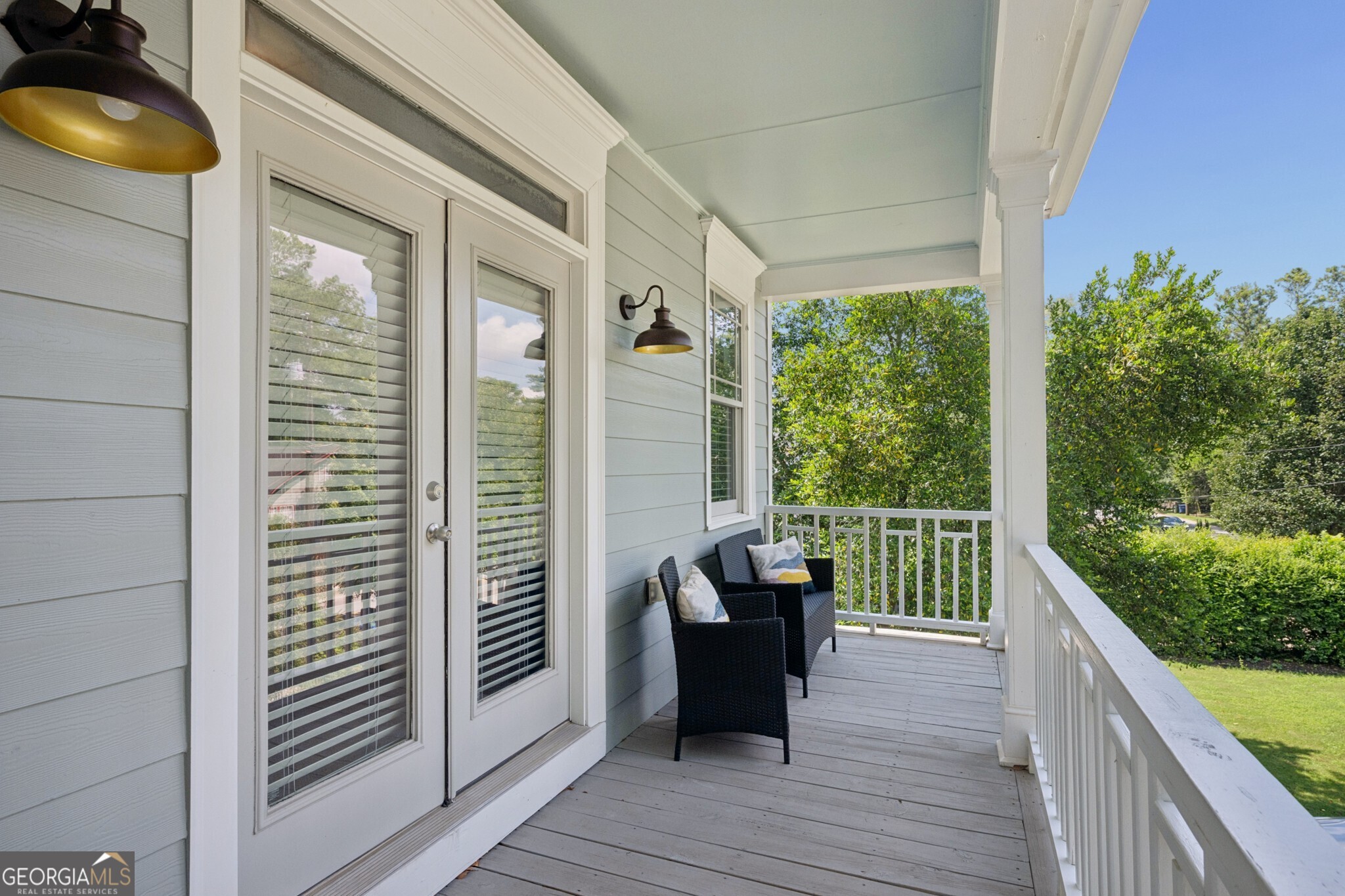 98 2nd Avenue SE