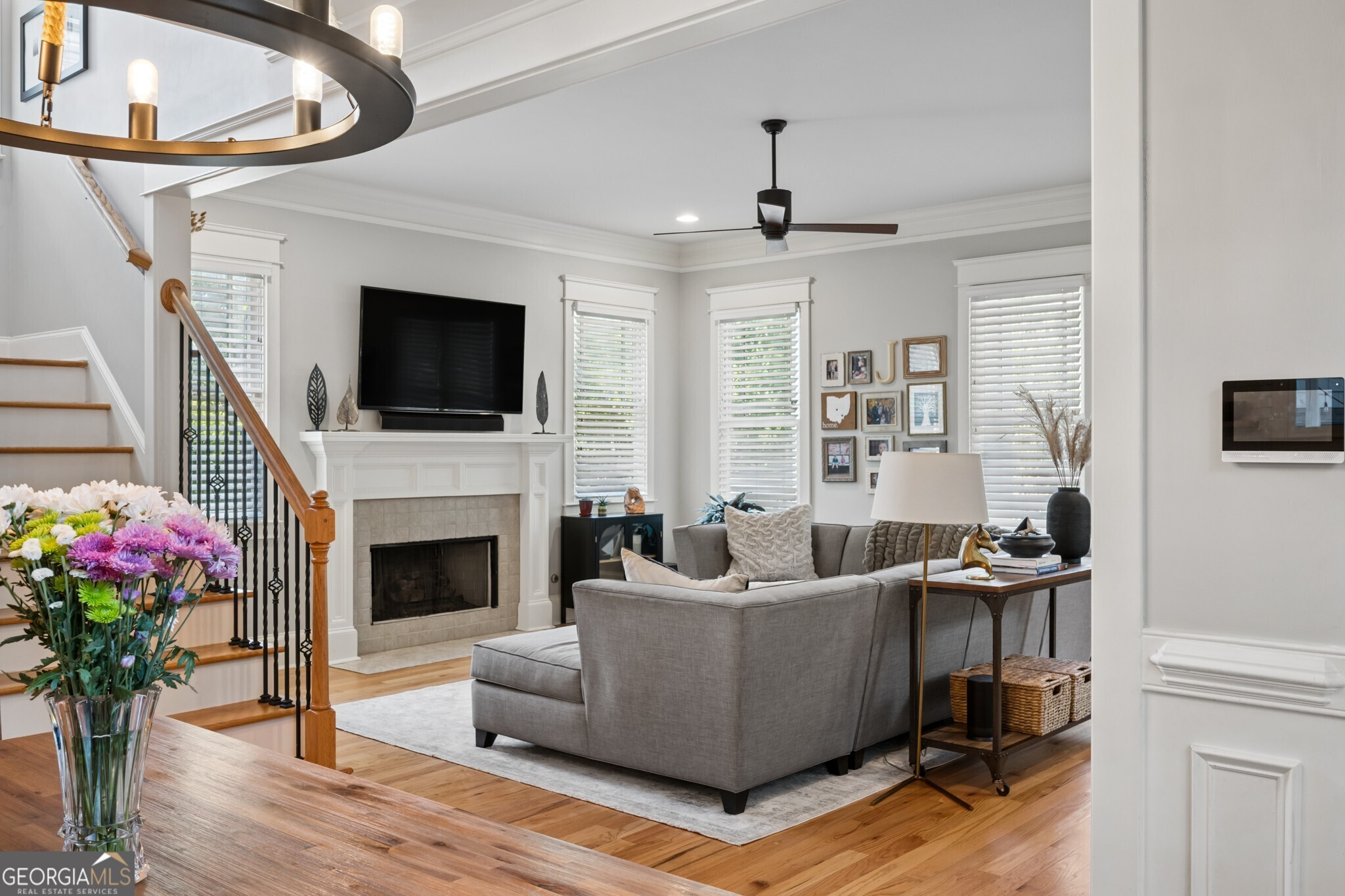 98 2nd Avenue SE