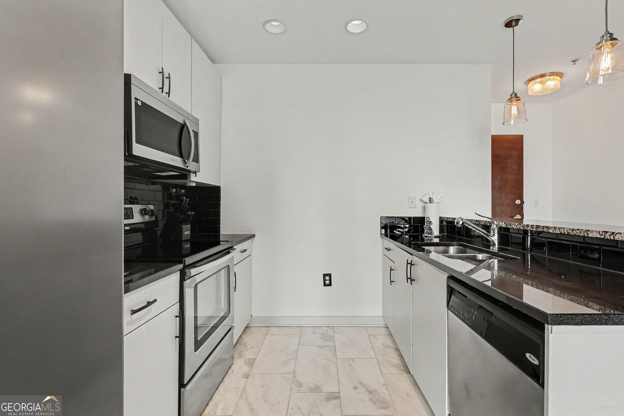 400 W Peachtree Street NW # 1812