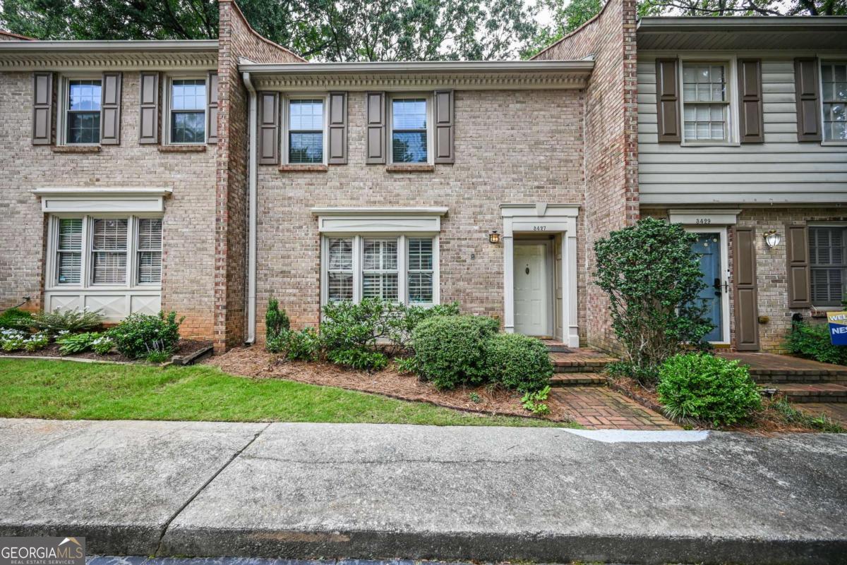 3427 Ashwood Lane