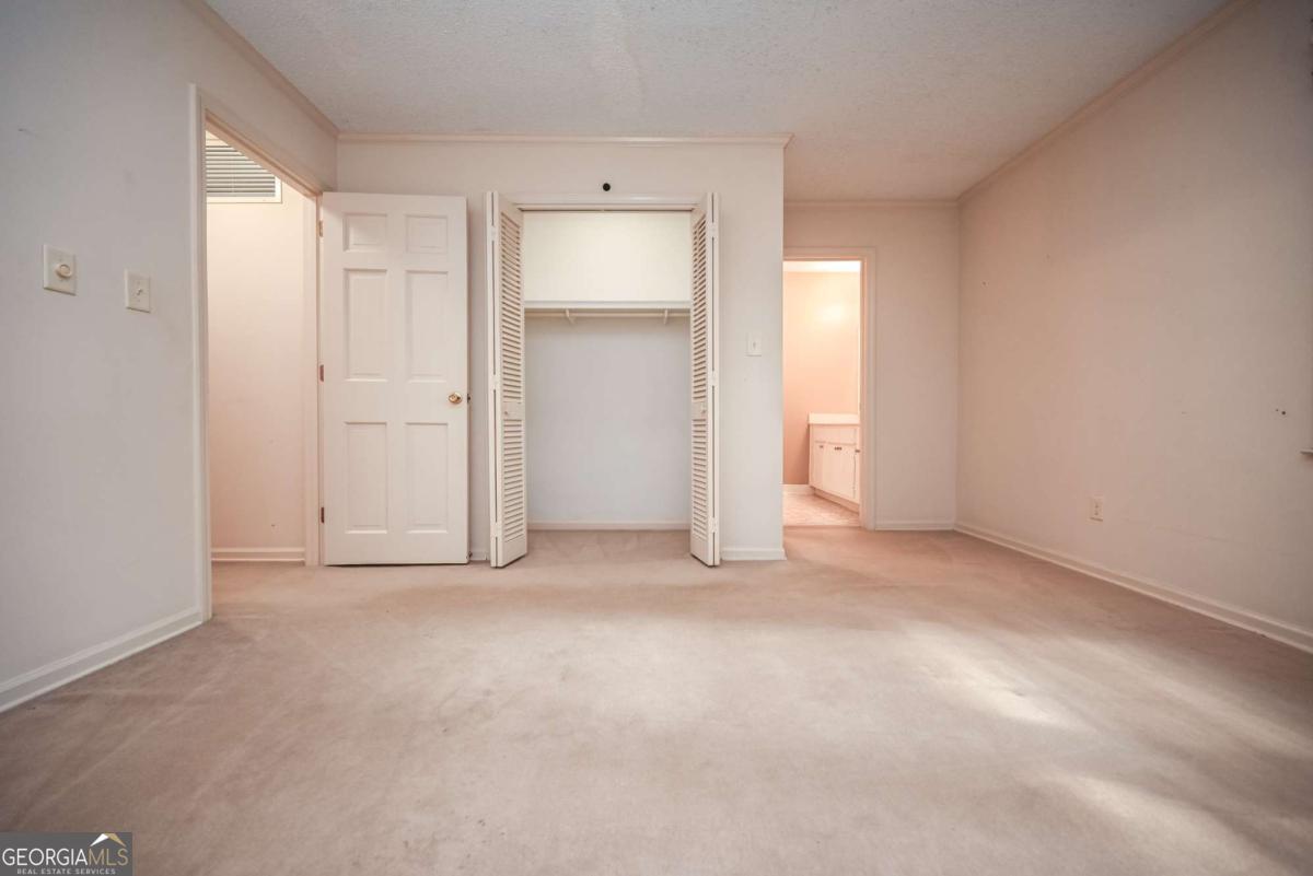 3427 Ashwood Lane