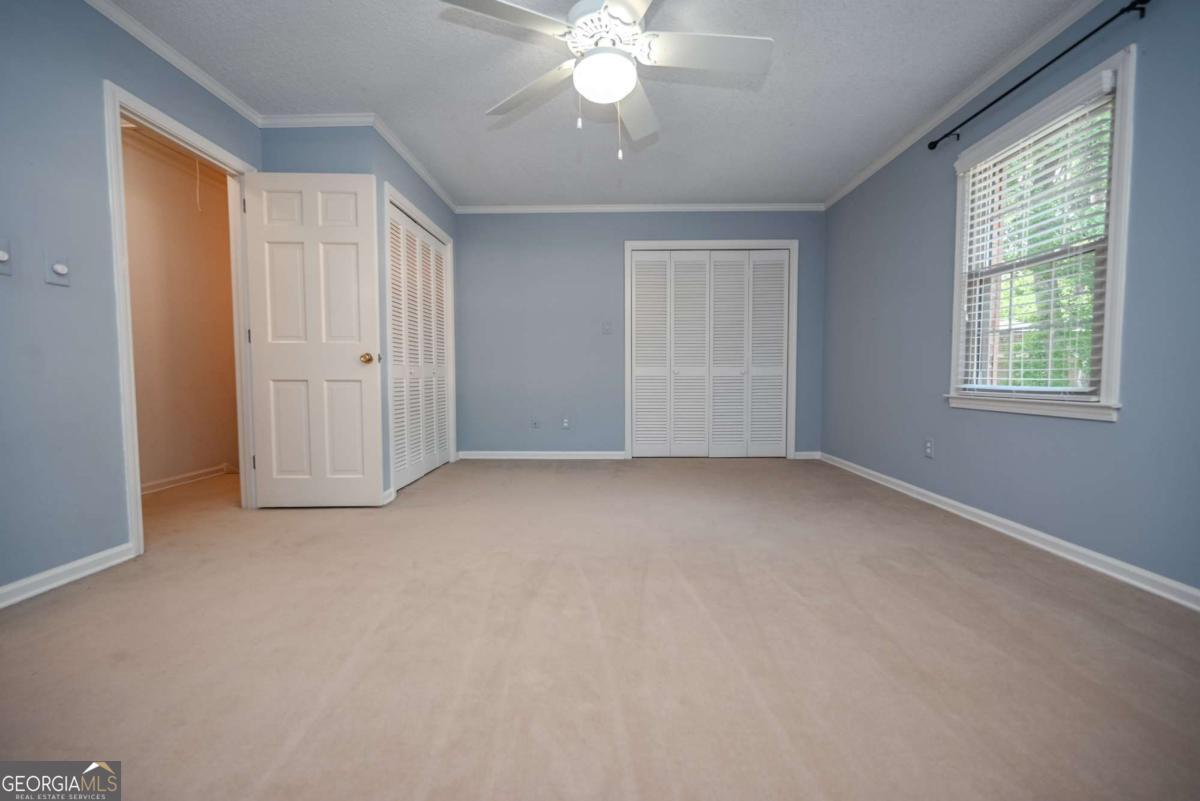 3427 Ashwood Lane
