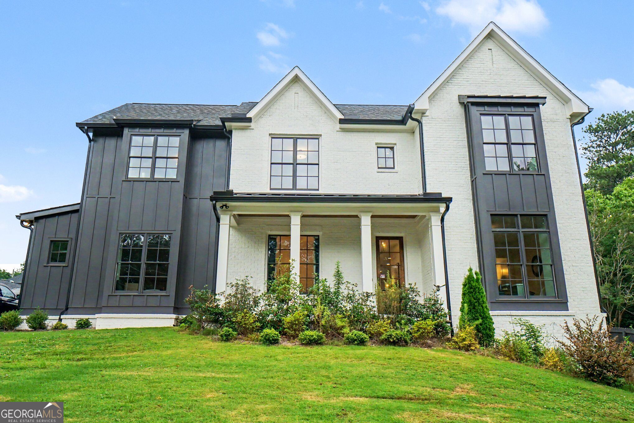 609 Reed Road SE