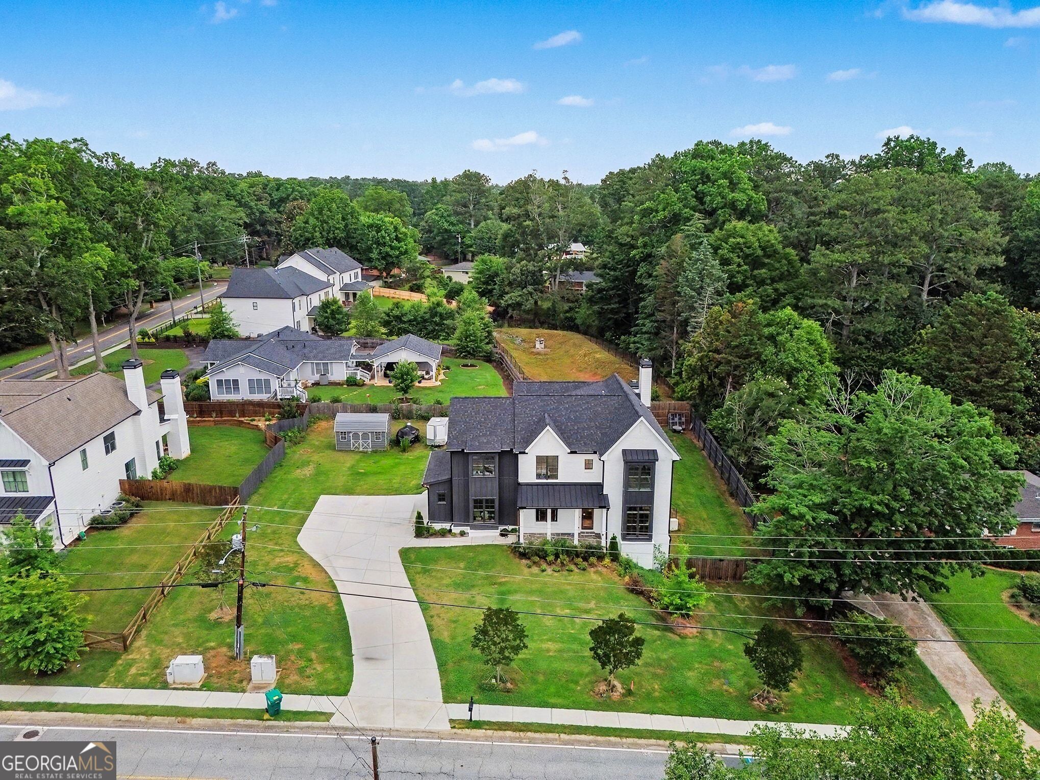 609 Reed Road SE