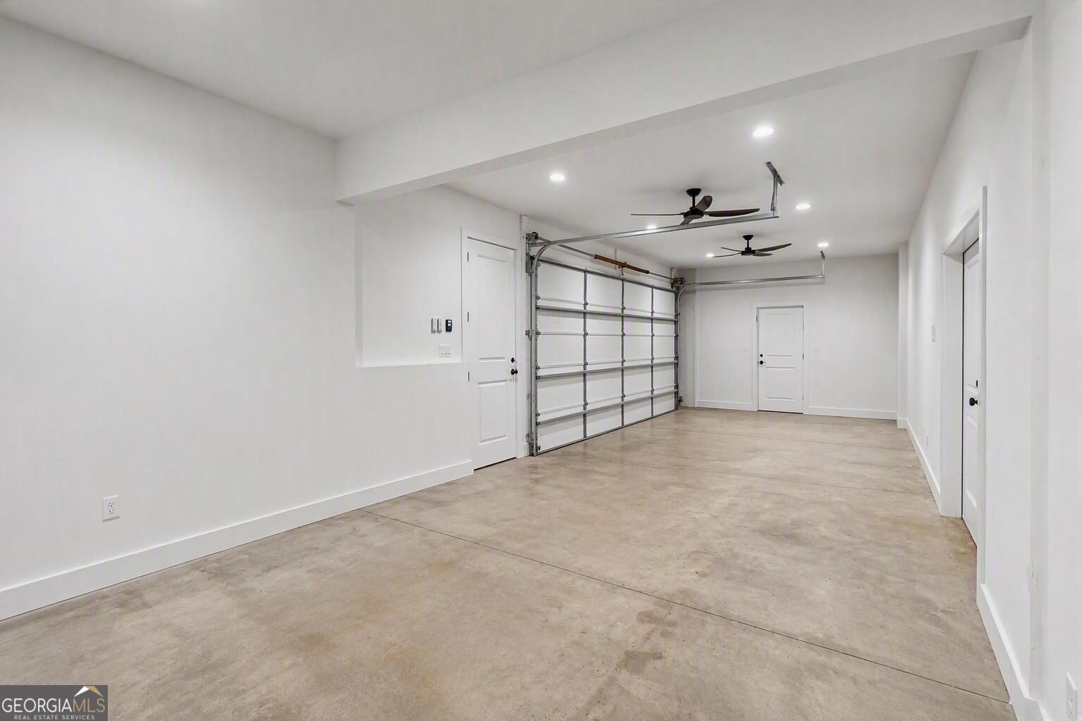 609 Reed Road SE