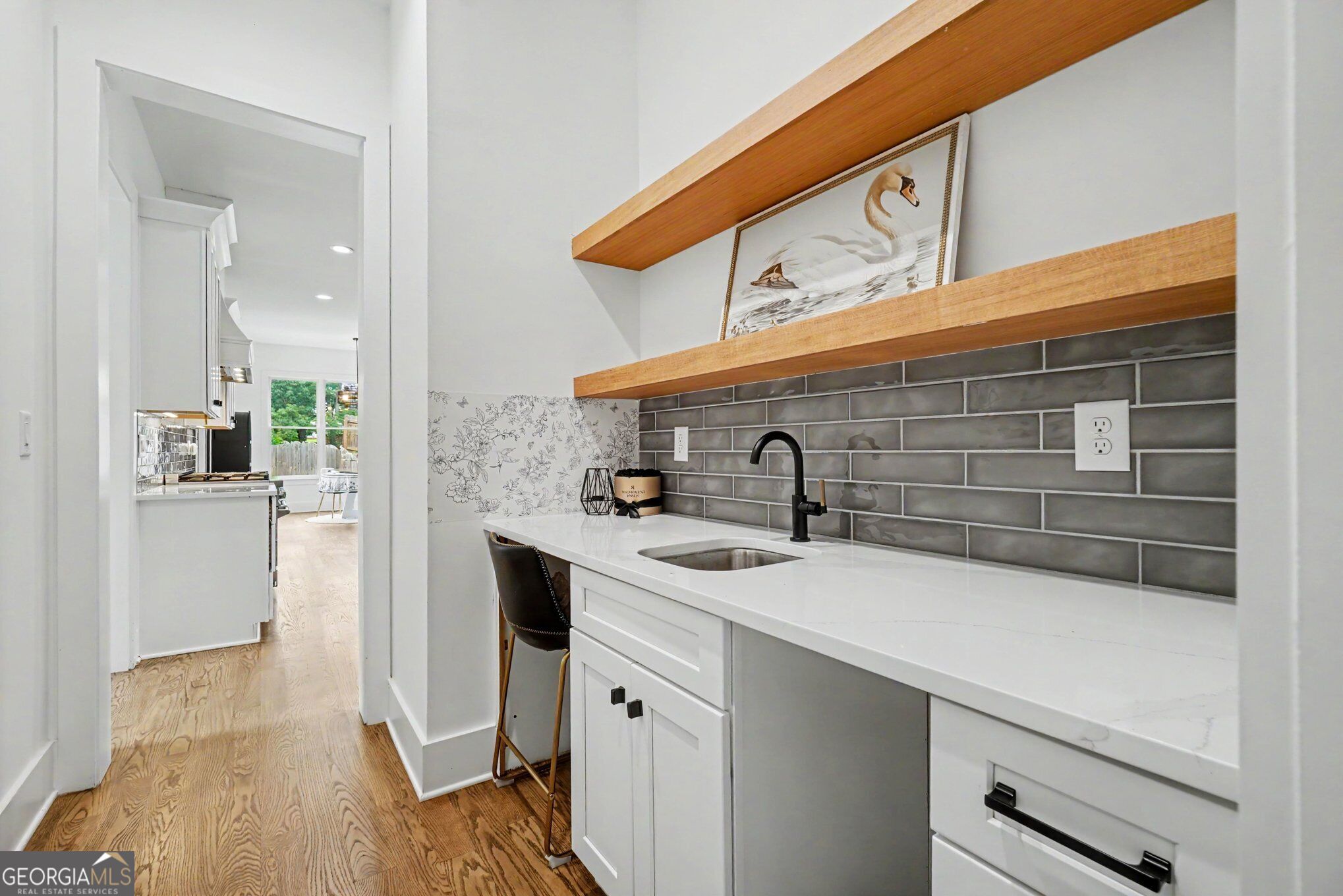609 Reed Road SE