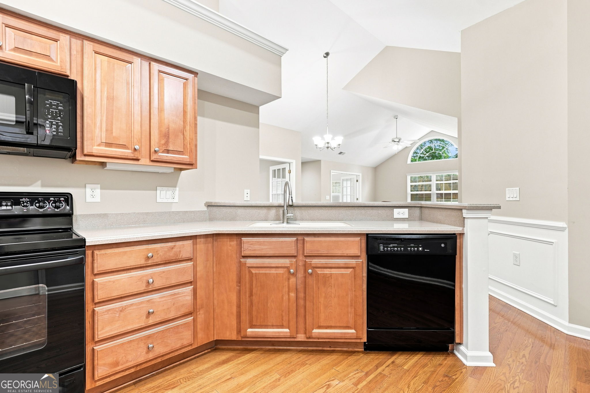 3204 Village Lane