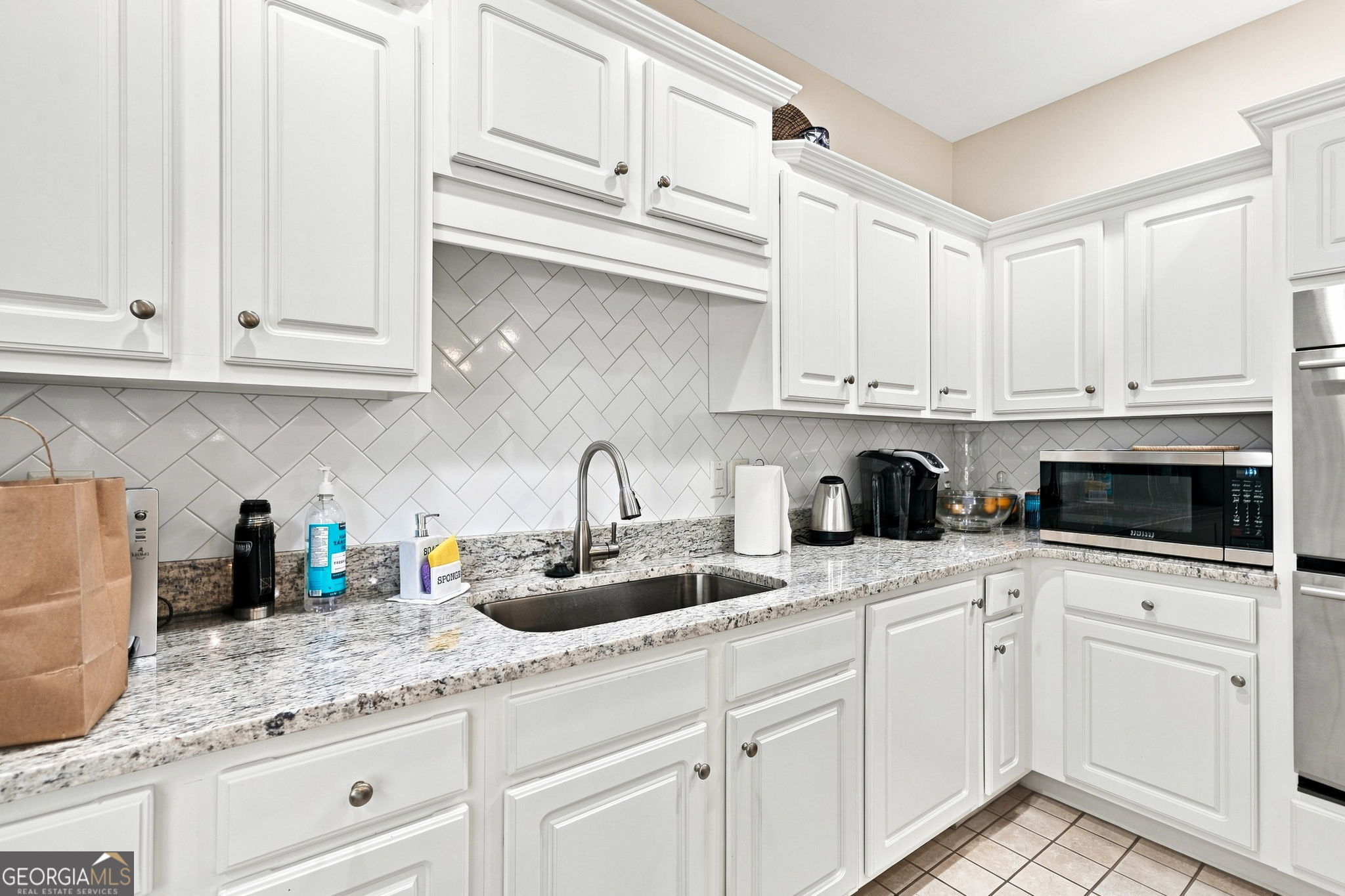 3204 Village Lane