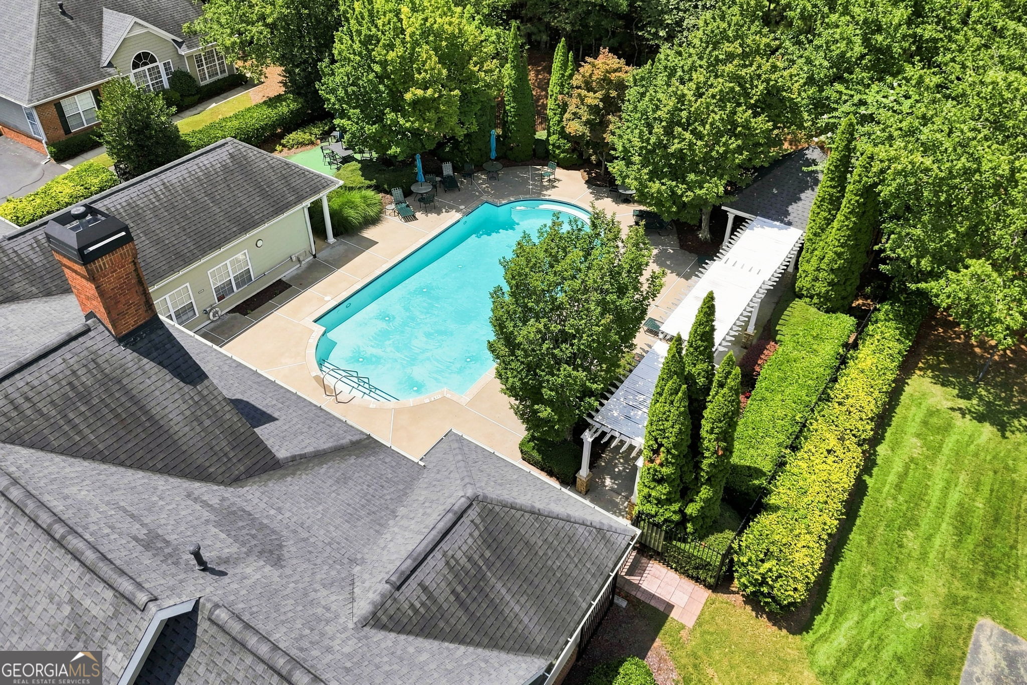 3204 Village Lane