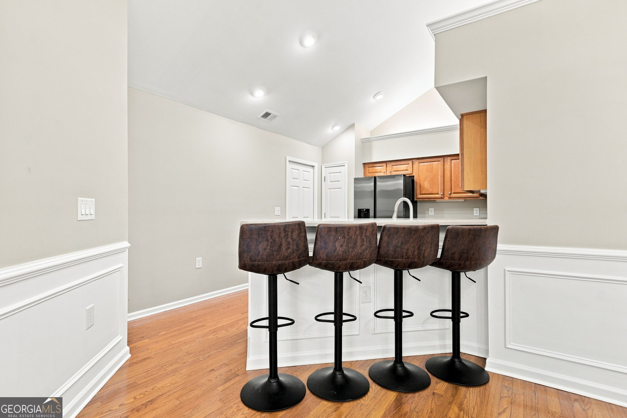 3204 Village Lane