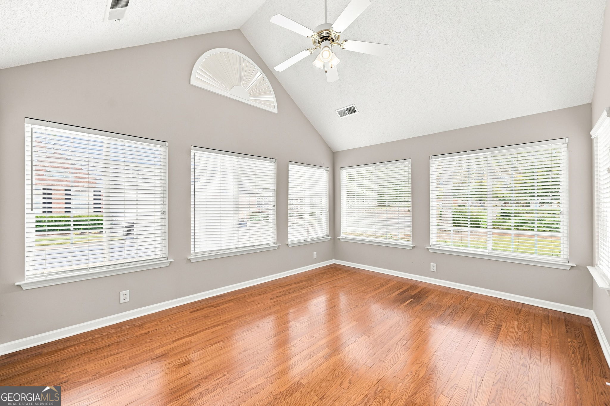 3204 Village Lane