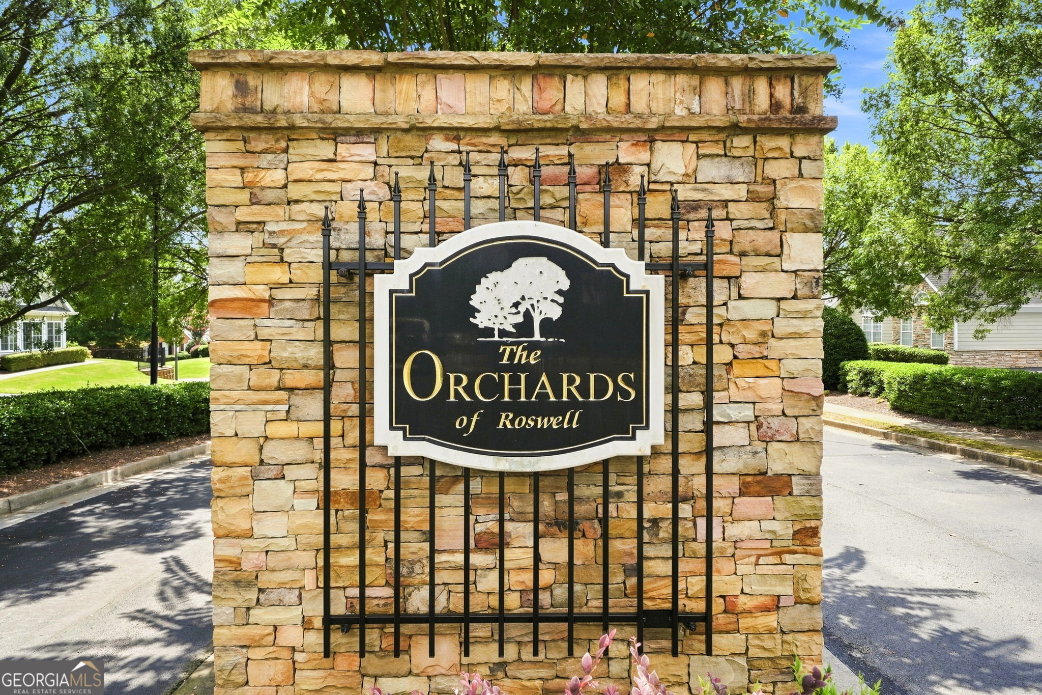 3204 Village Lane