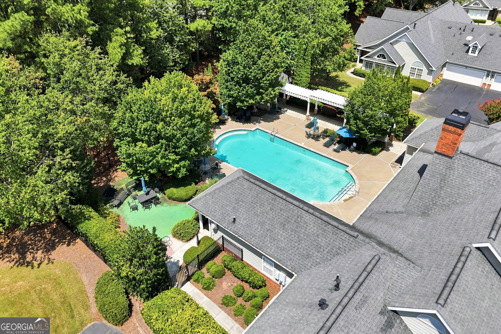 3204 Village Lane