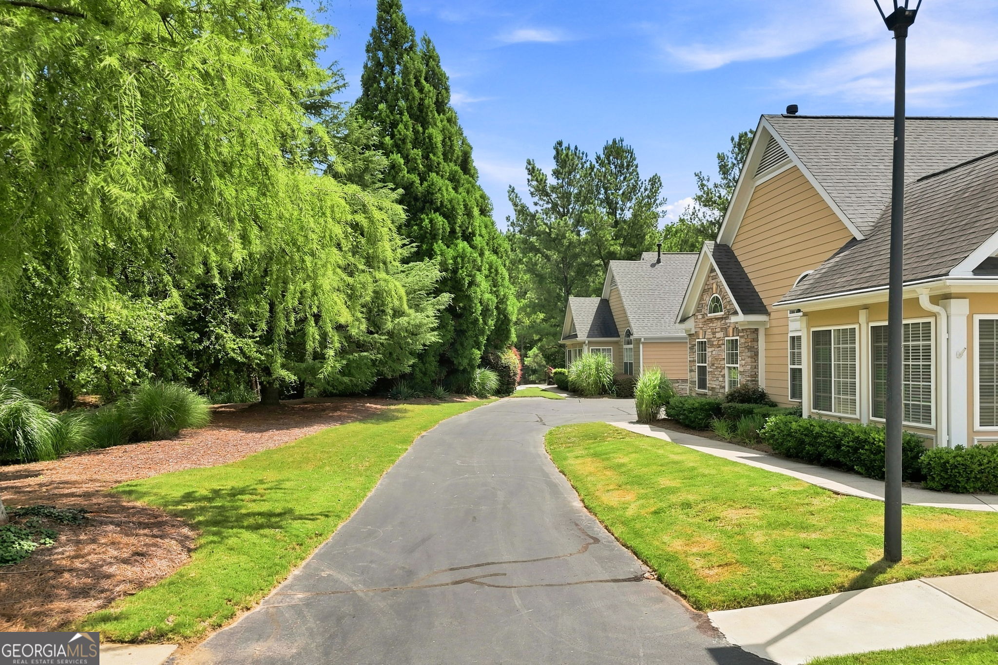 3204 Village Lane