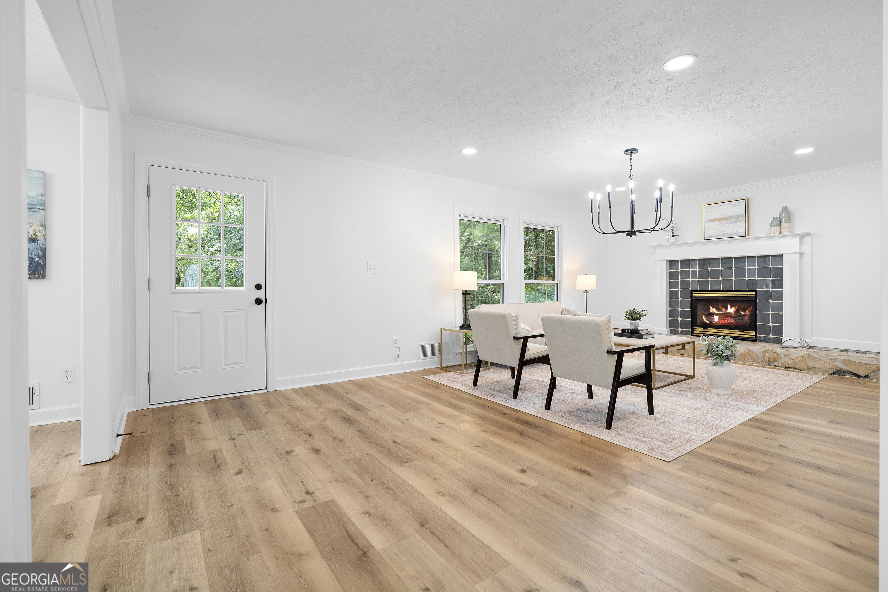 65 Heritage Circle
