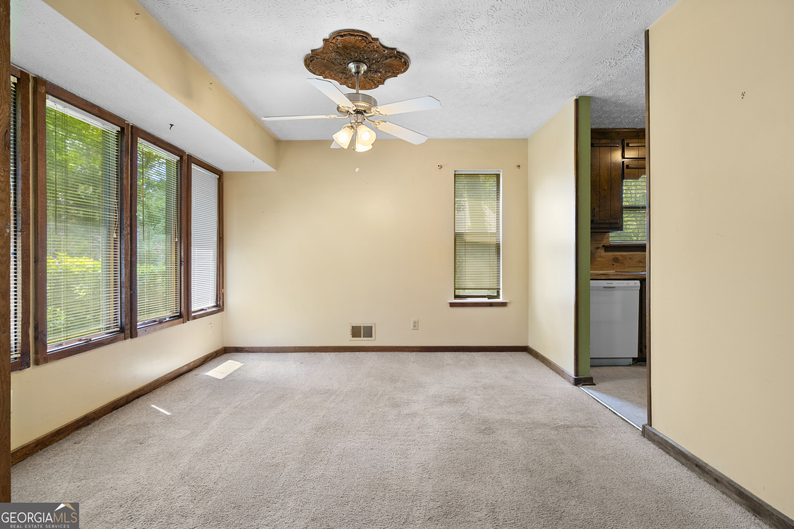2656 Royal Oak Court