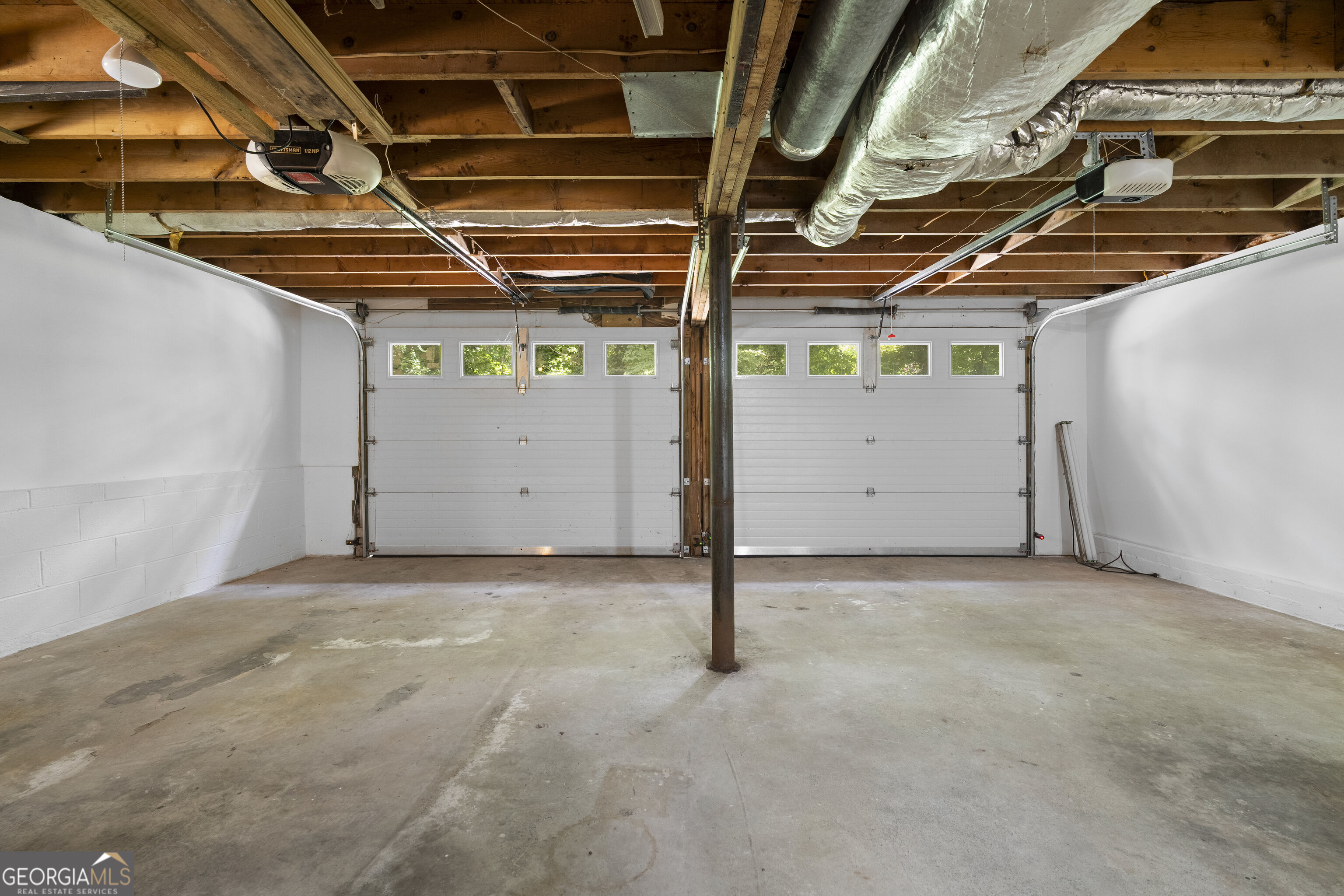 2656 Royal Oak Court