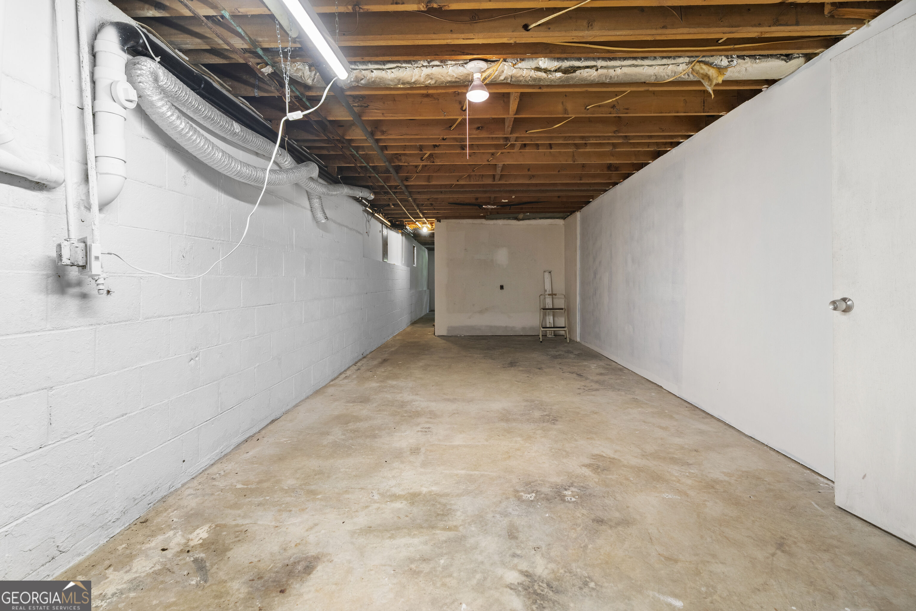 2656 Royal Oak Court