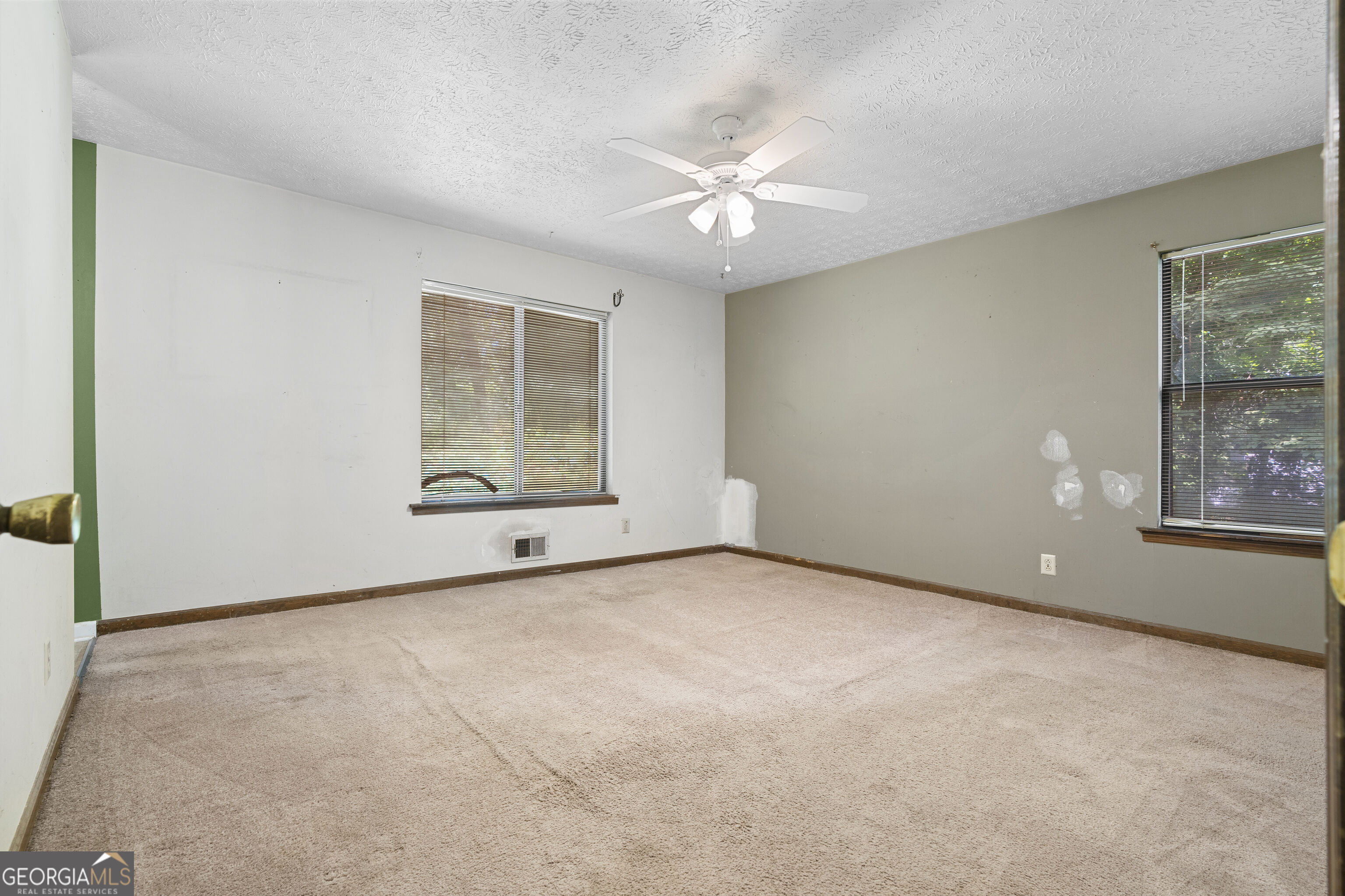 2656 Royal Oak Court