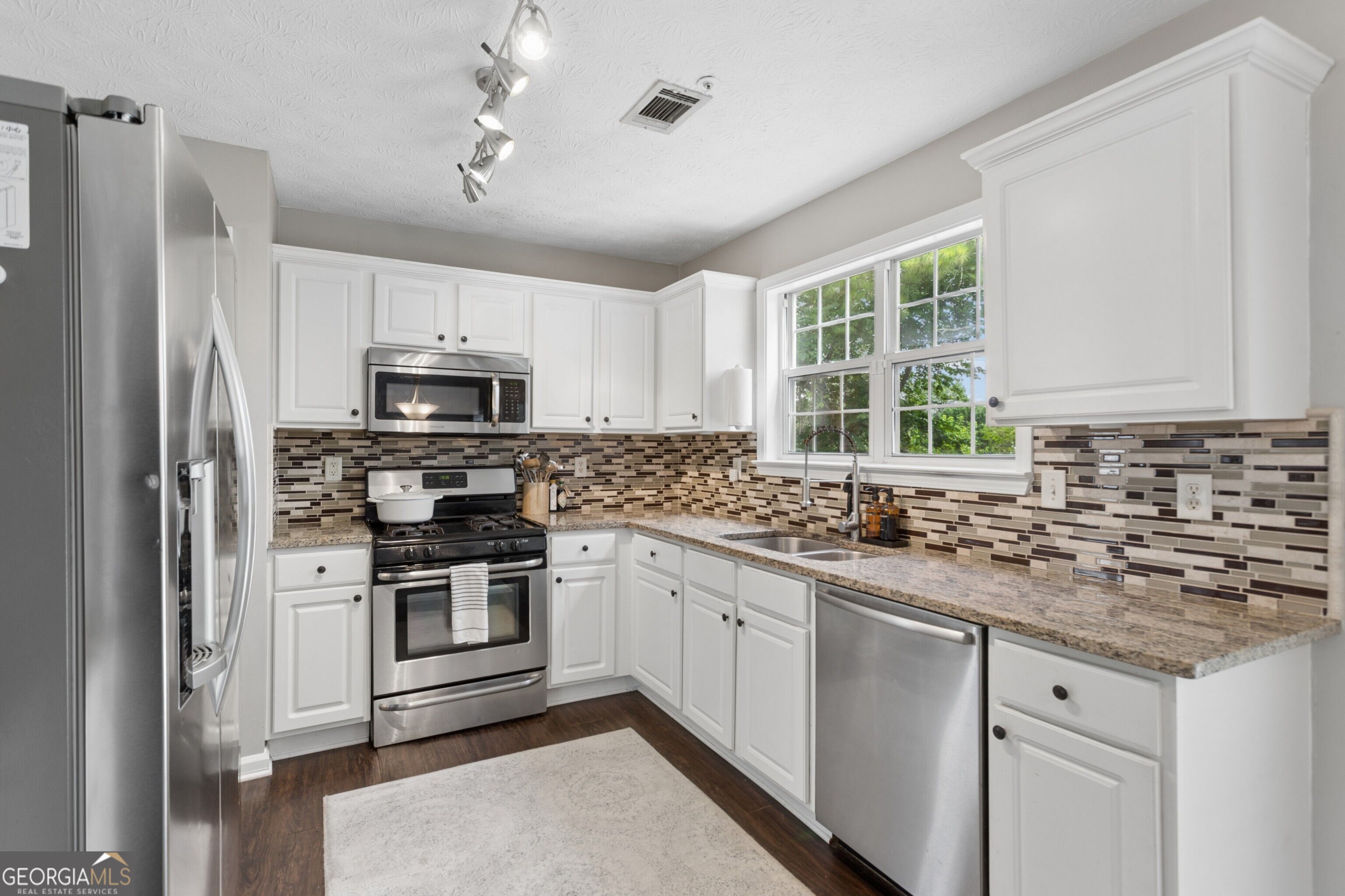 1418 Glenover Circle