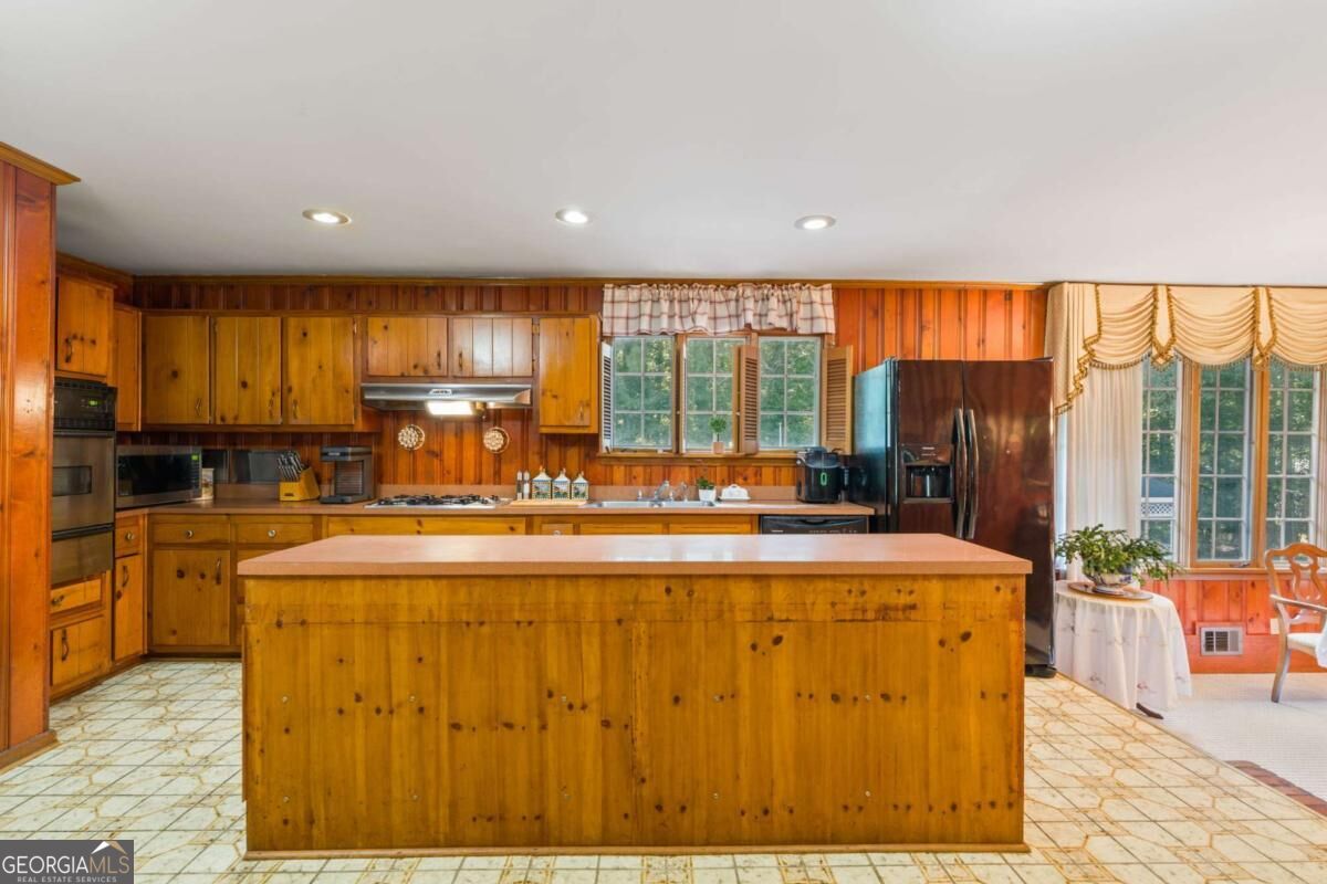 4671 Dogwood Drive