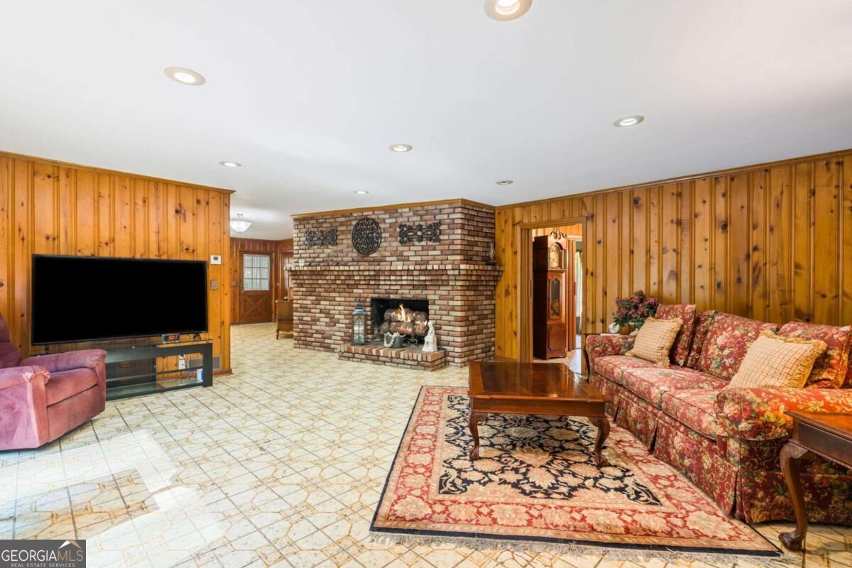 4671 Dogwood Drive