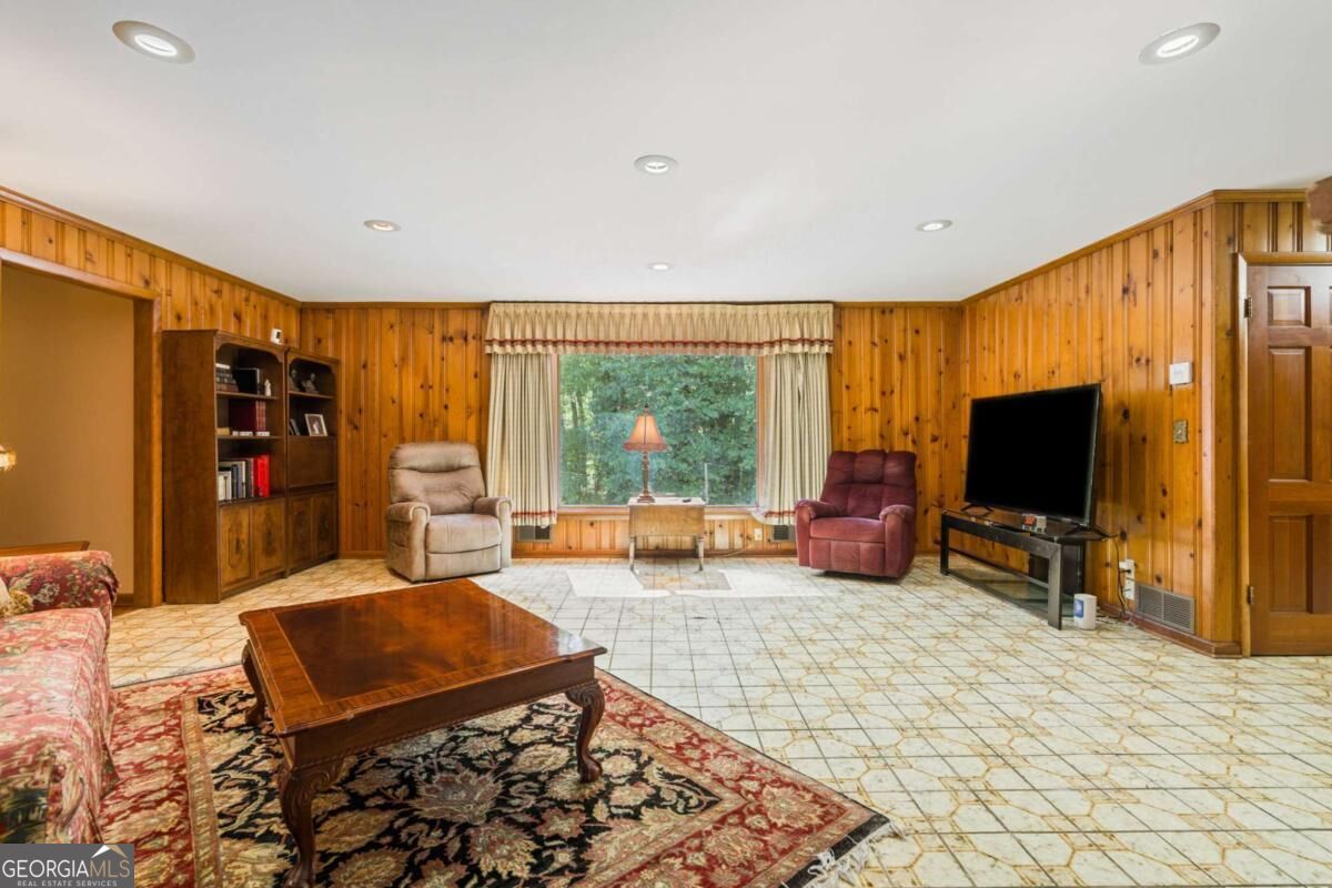 4671 Dogwood Drive
