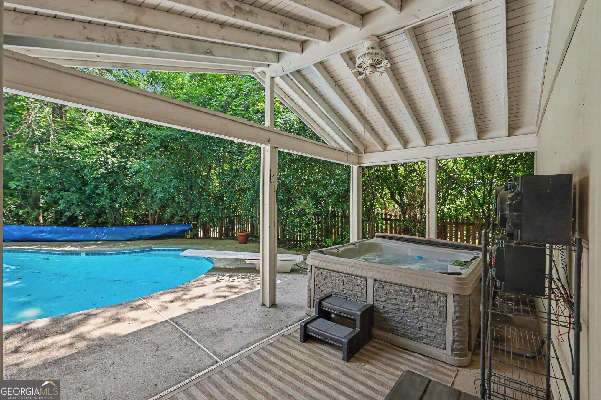 5155 Holly Springs Drive
