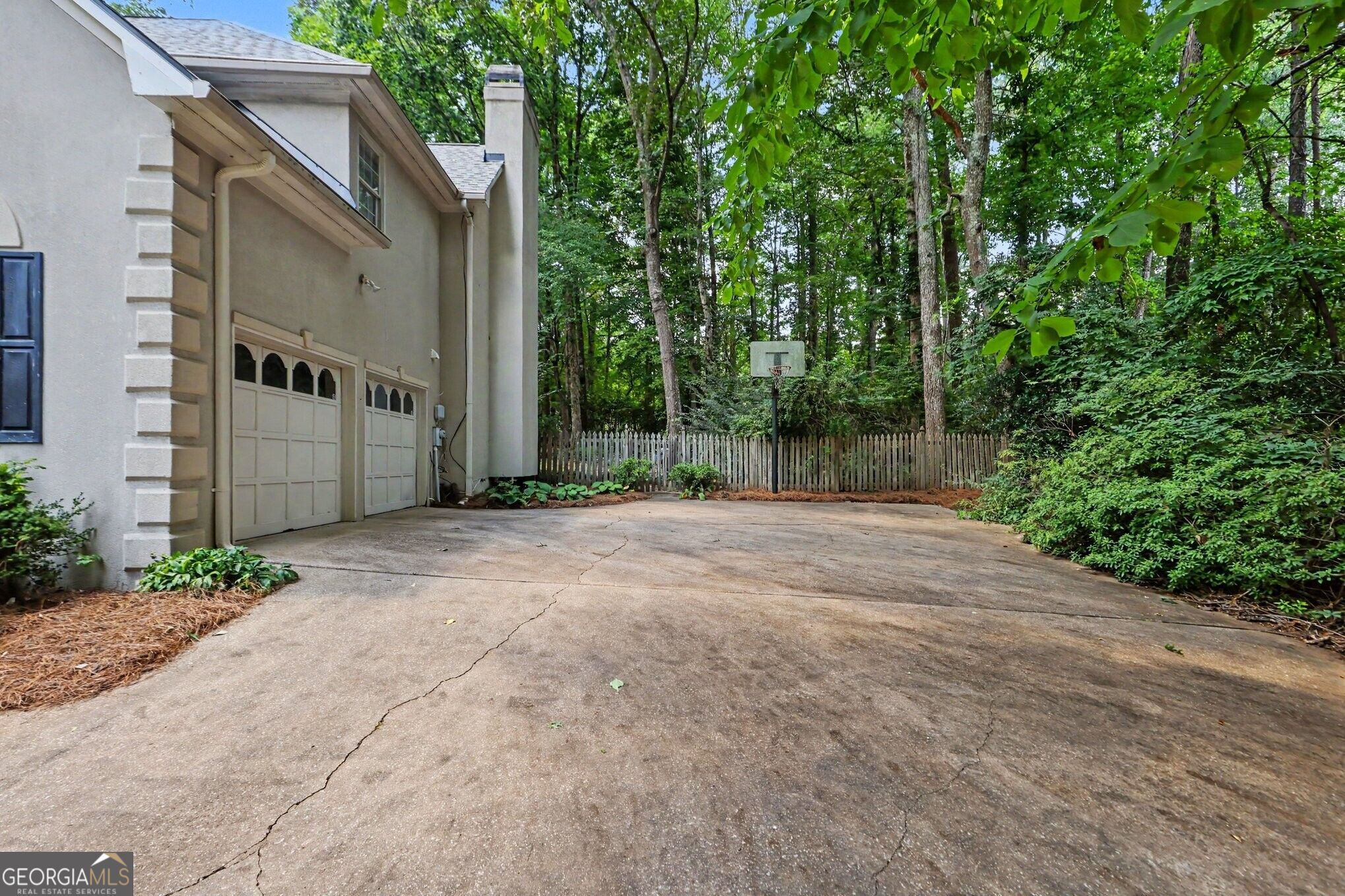 5155 Holly Springs Drive