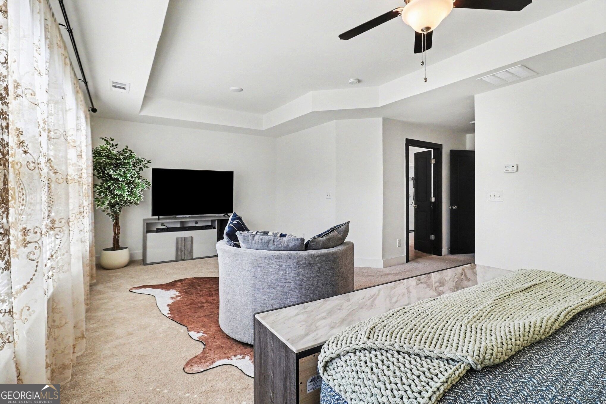 5357 Radford