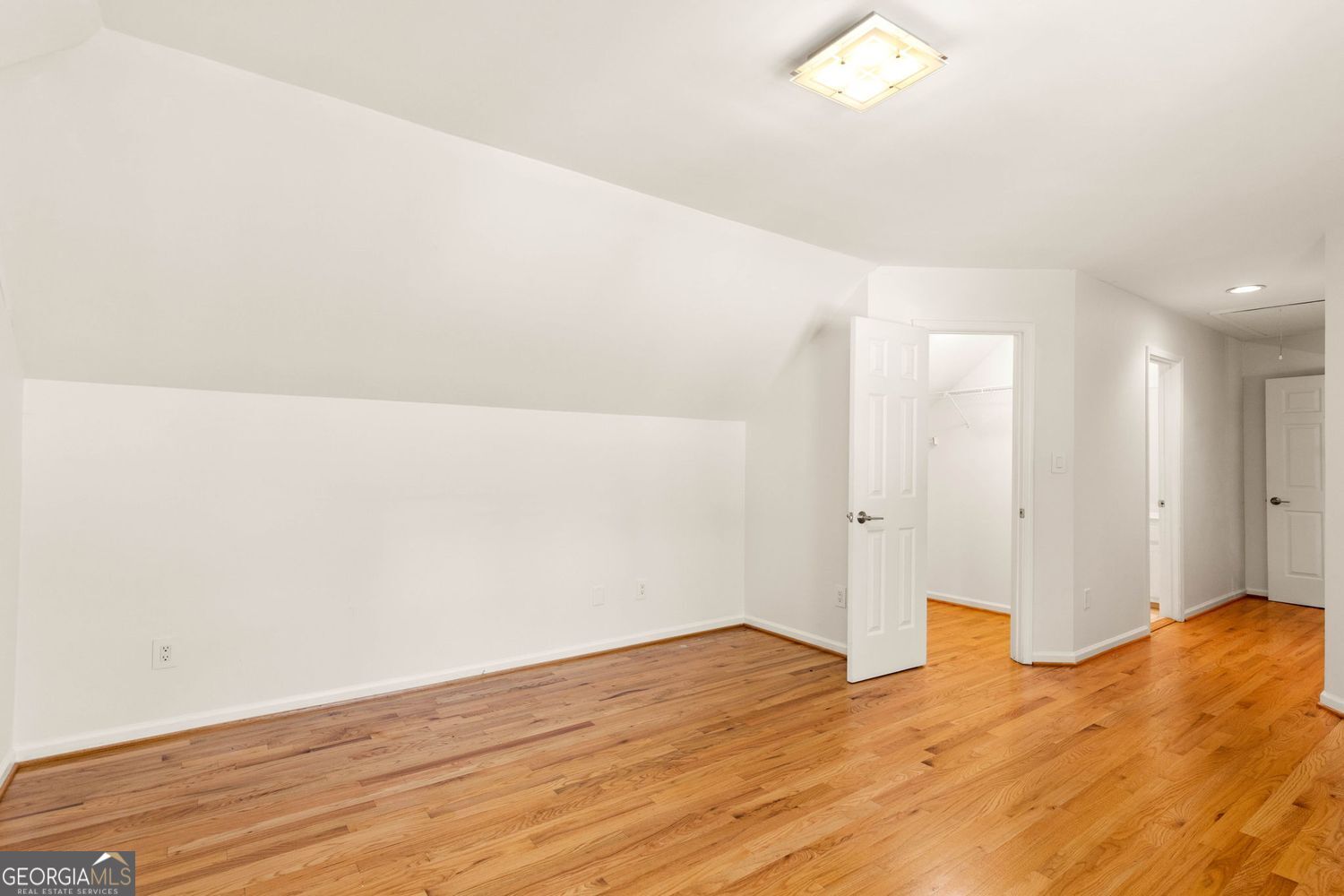 3736 Harts Pl