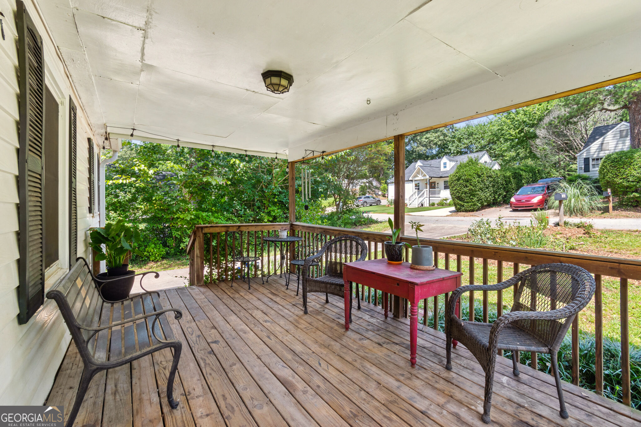 1361 Lochland Road SE