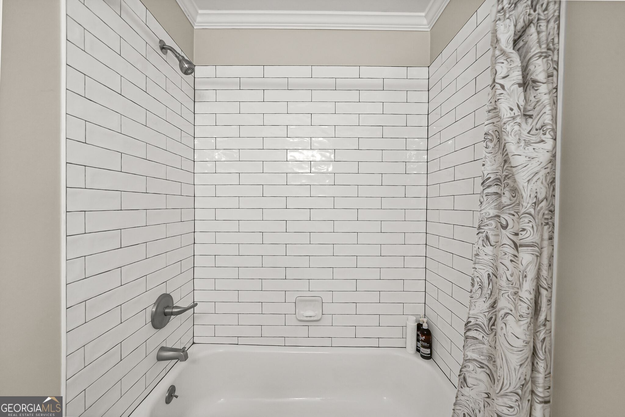 7500 Roswell Road # 30