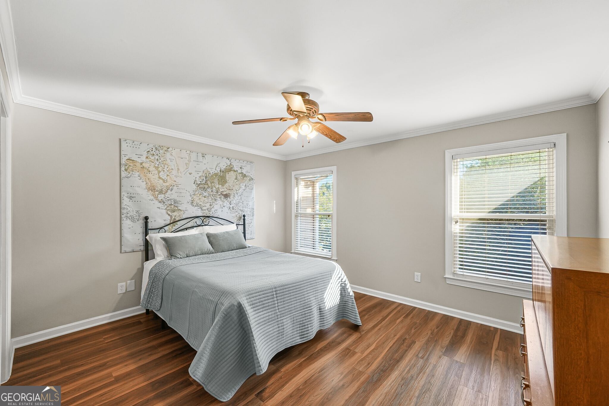 7500 Roswell Road # 30
