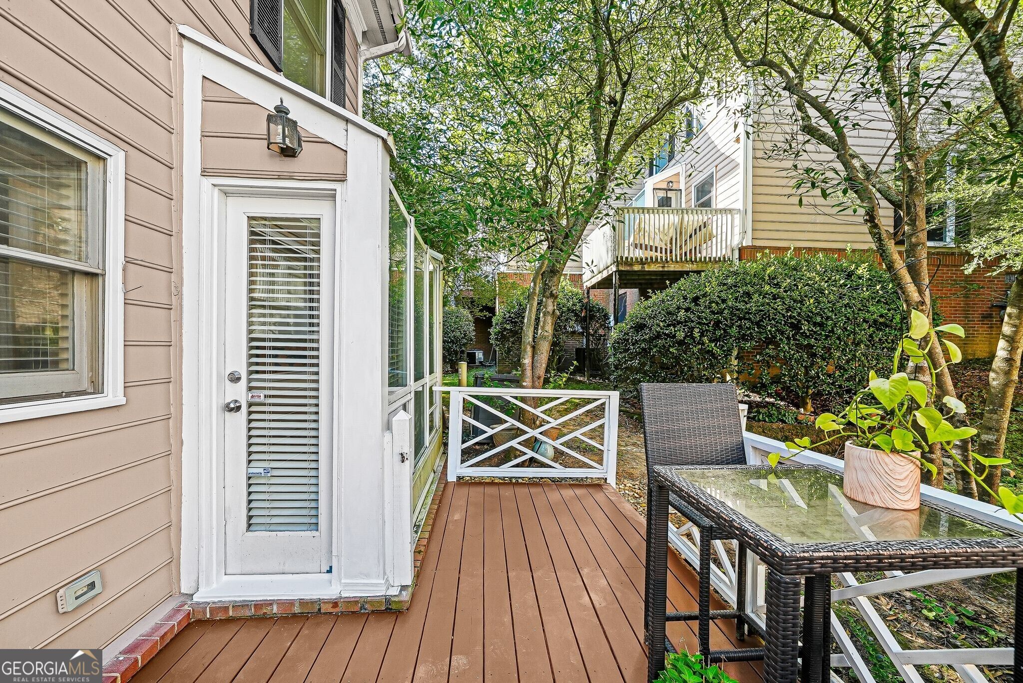 7500 Roswell Road # 30