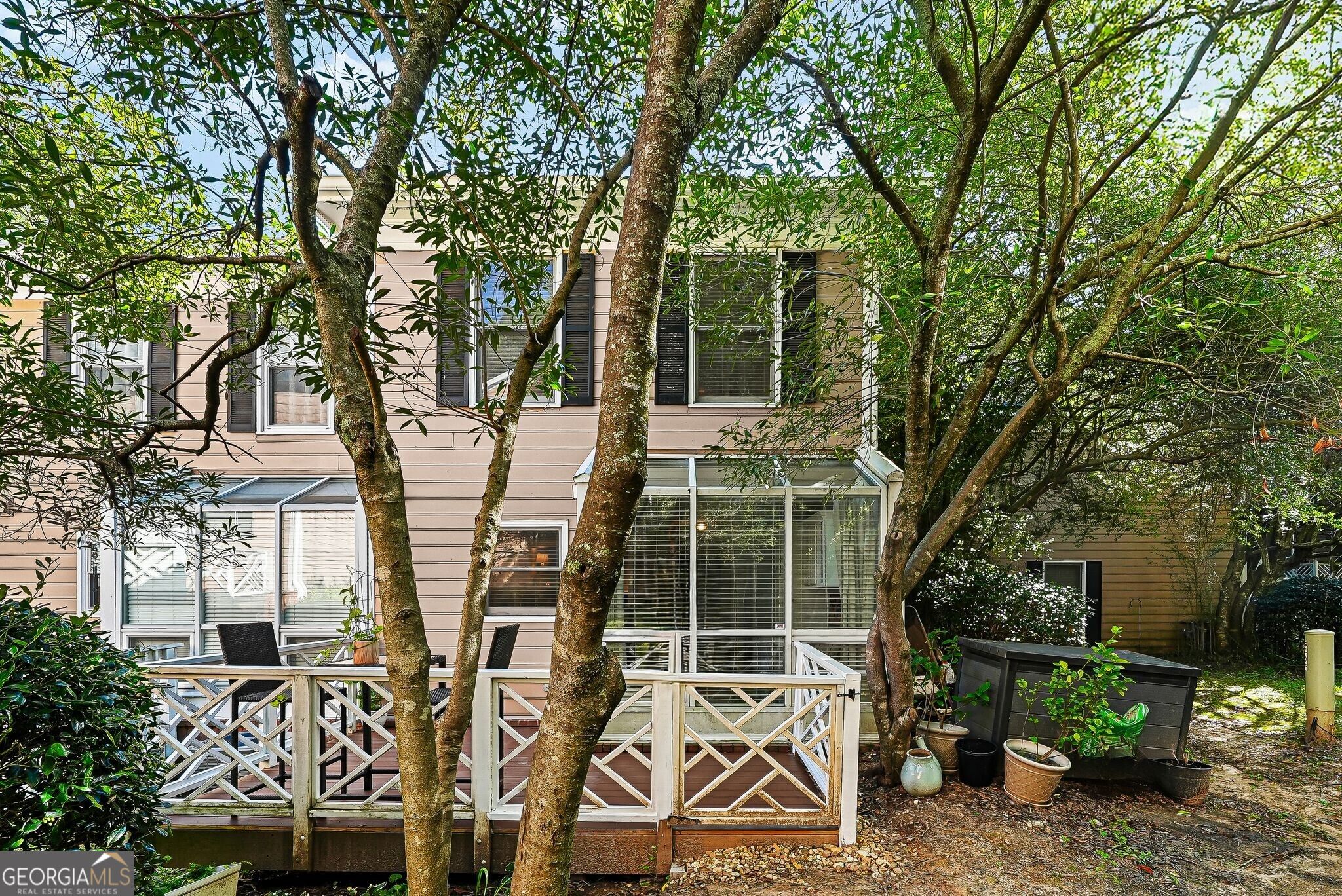 7500 Roswell Road # 30