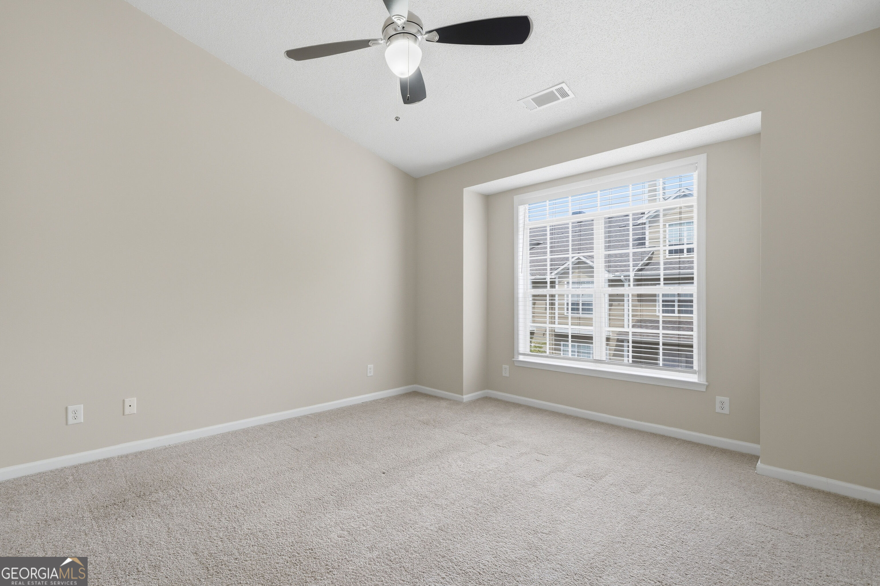 2111 Woodland Lane