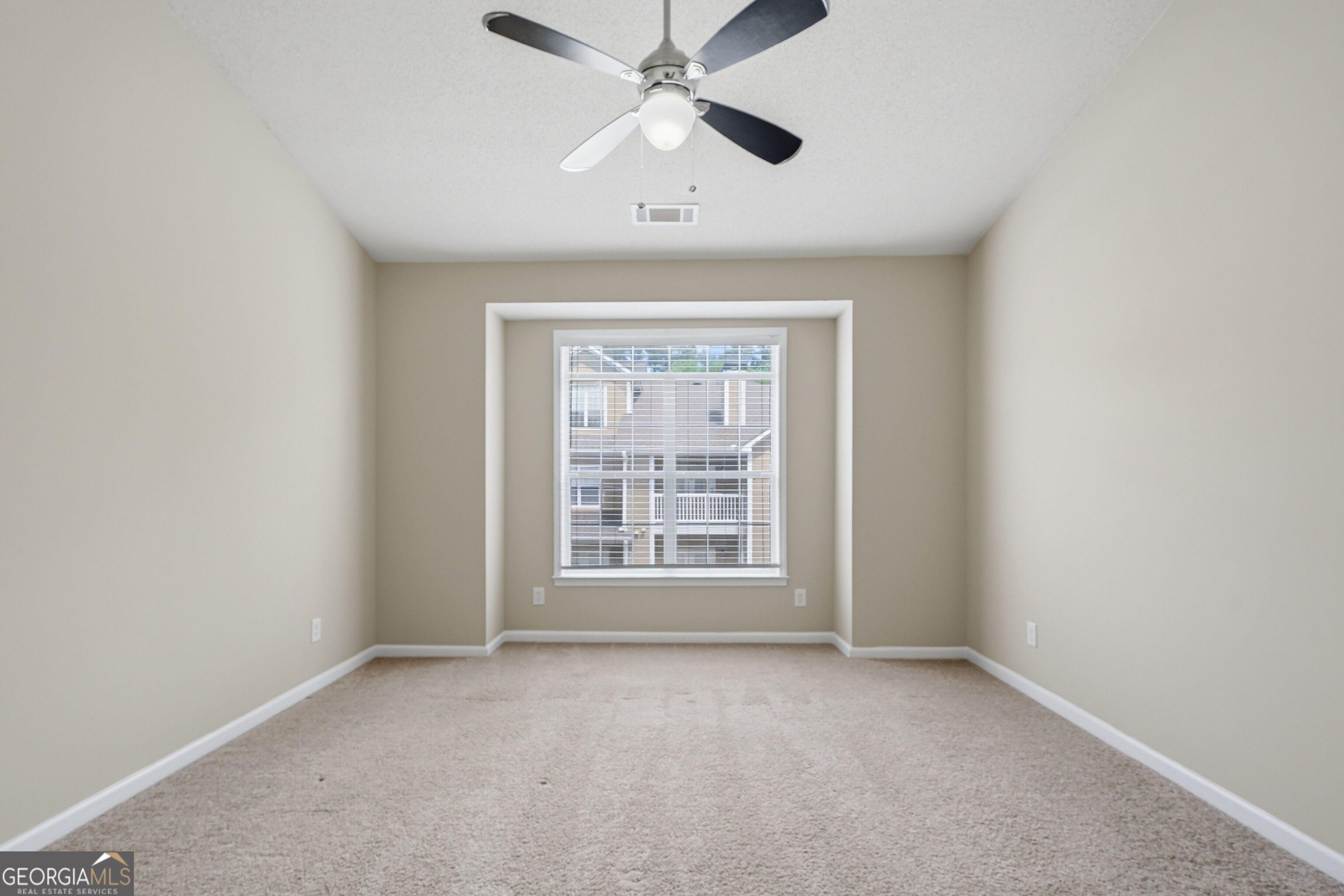 2111 Woodland Lane
