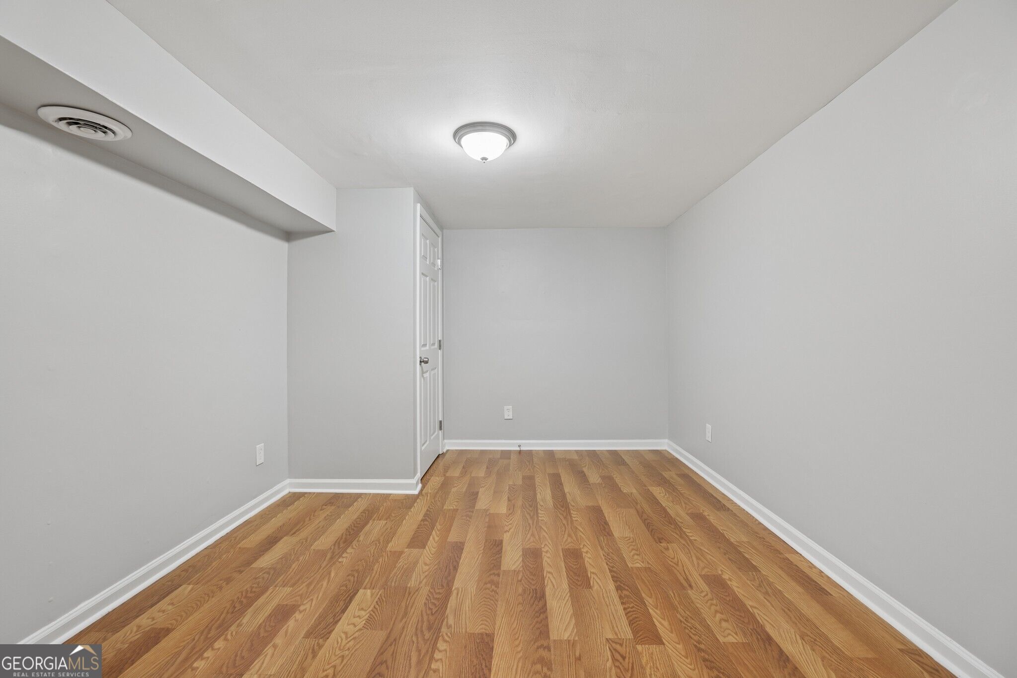 2900 Hollywood Drive