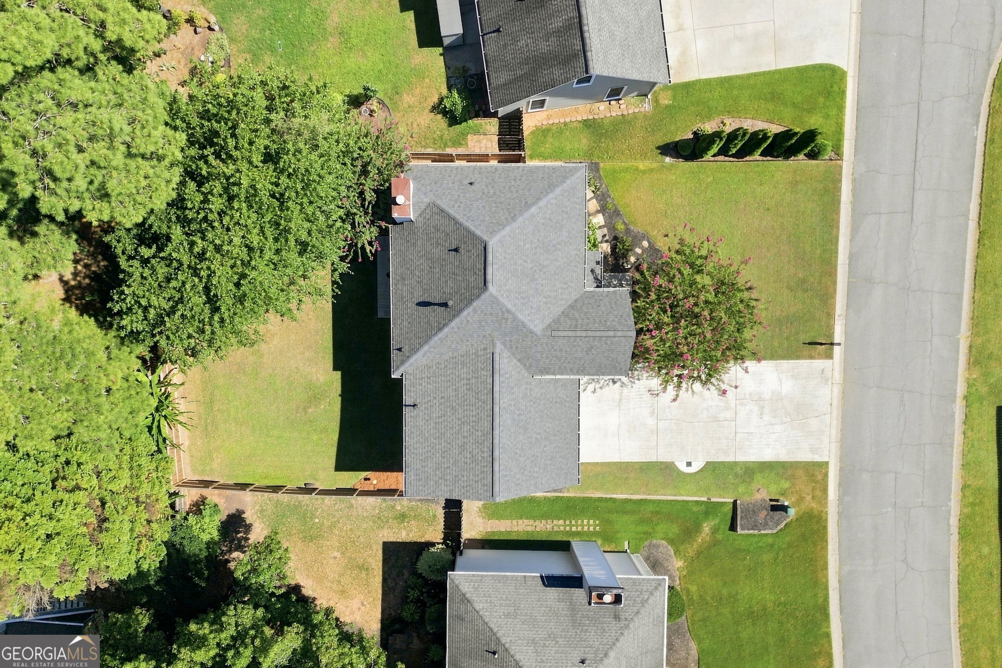 3590 Steve Drive NW