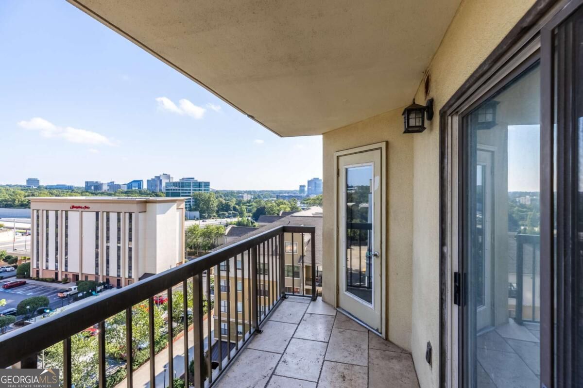 795 Hammond Drive # 1013