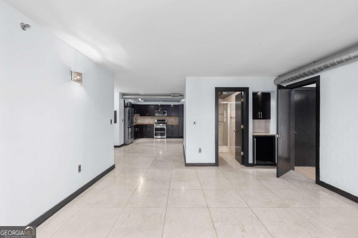 795 Hammond Drive # 1013