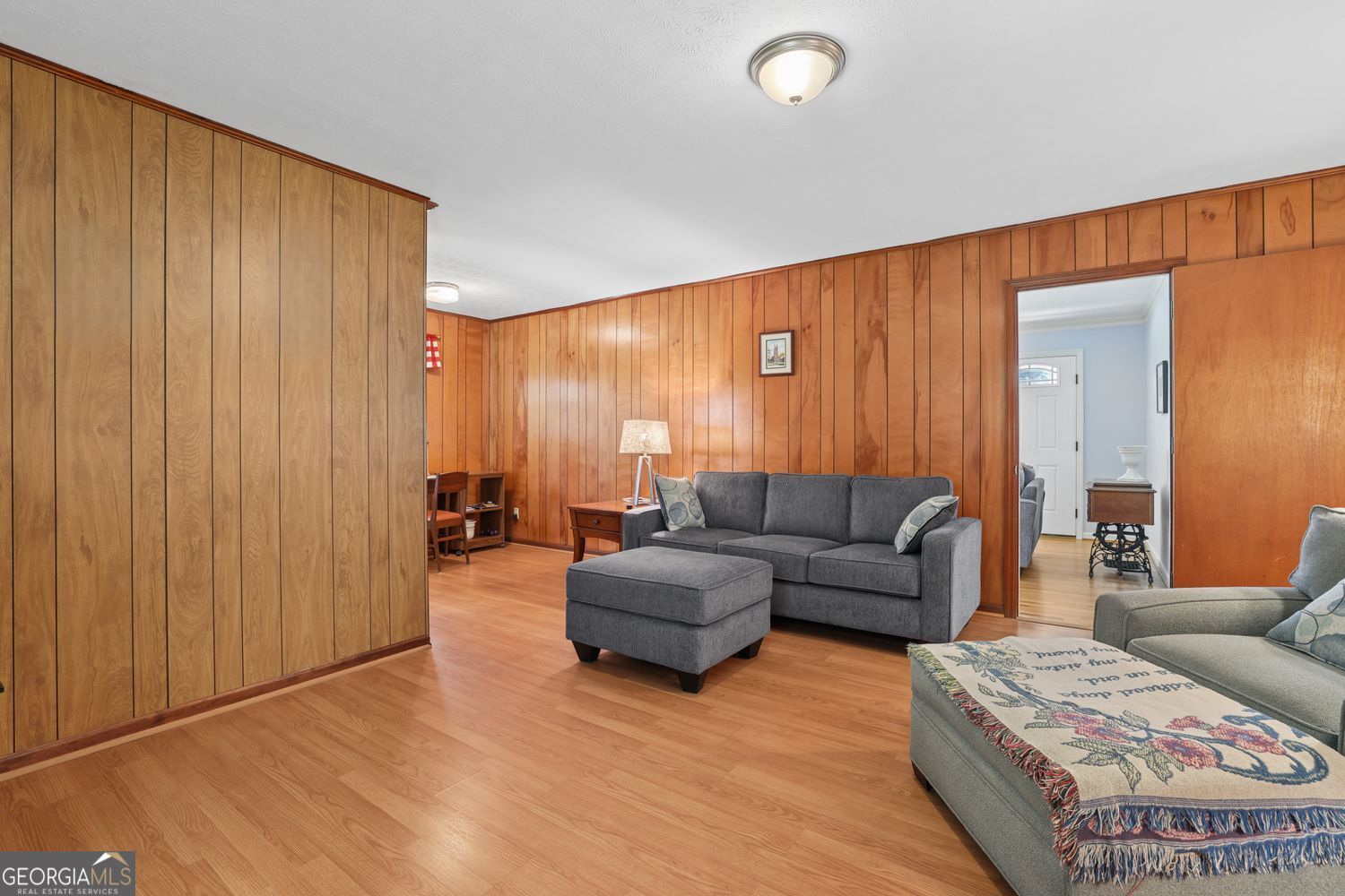 2833 Crabapple Circle