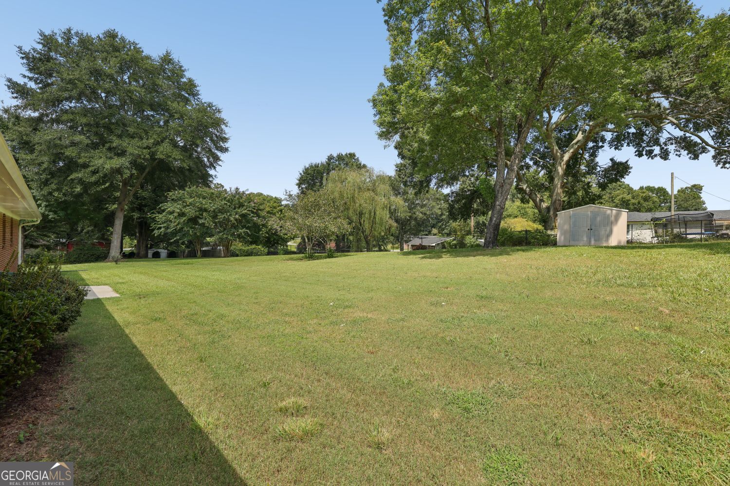 2833 Crabapple Circle