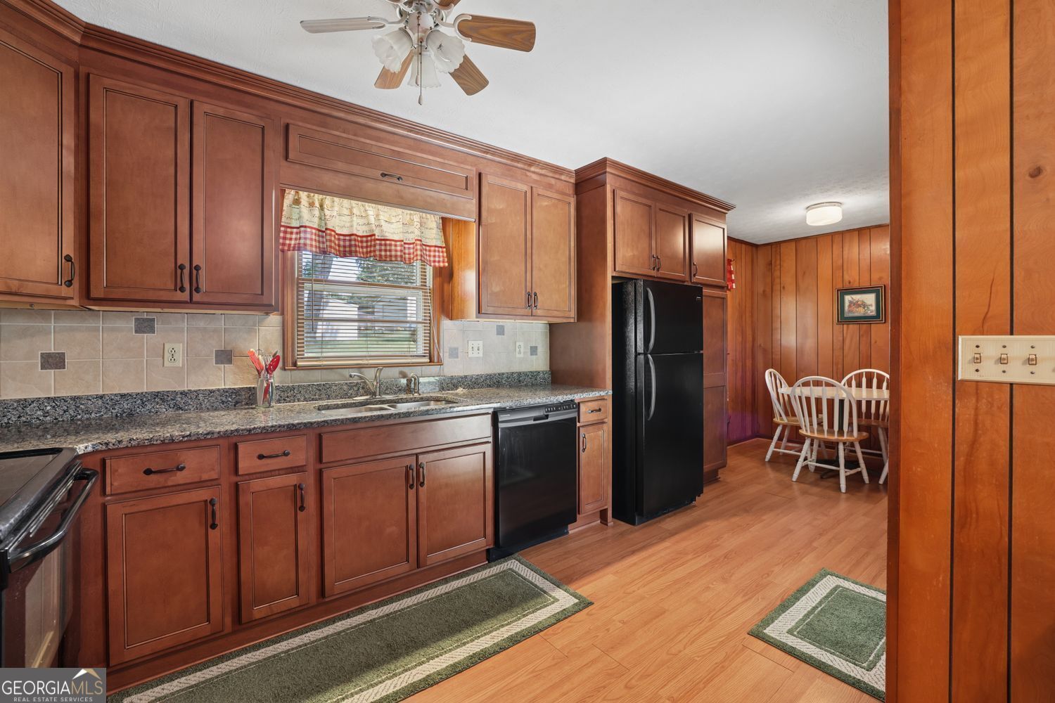 2833 Crabapple Circle