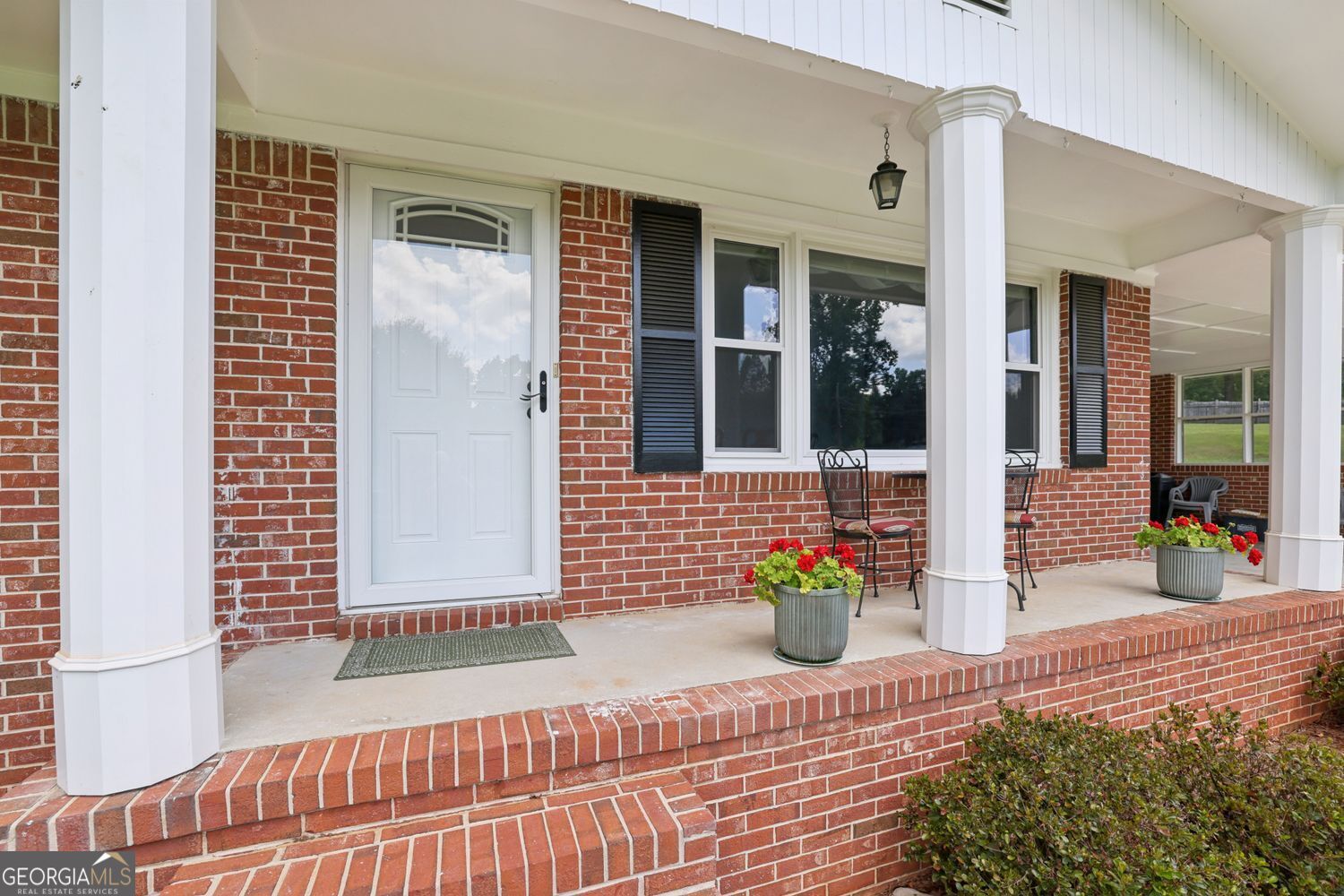2833 Crabapple Circle